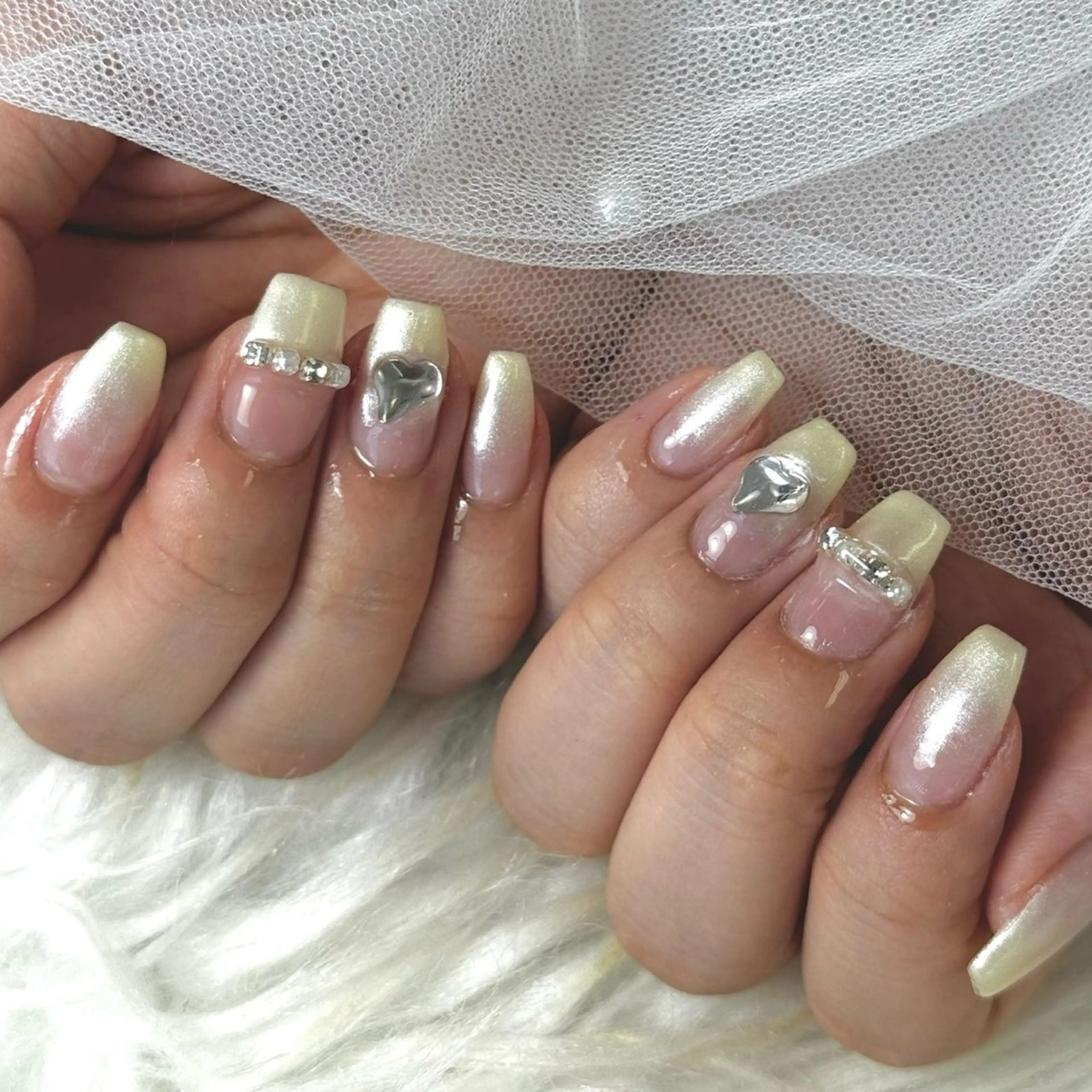 ネイル MADIA RUNAのネイルデザイン