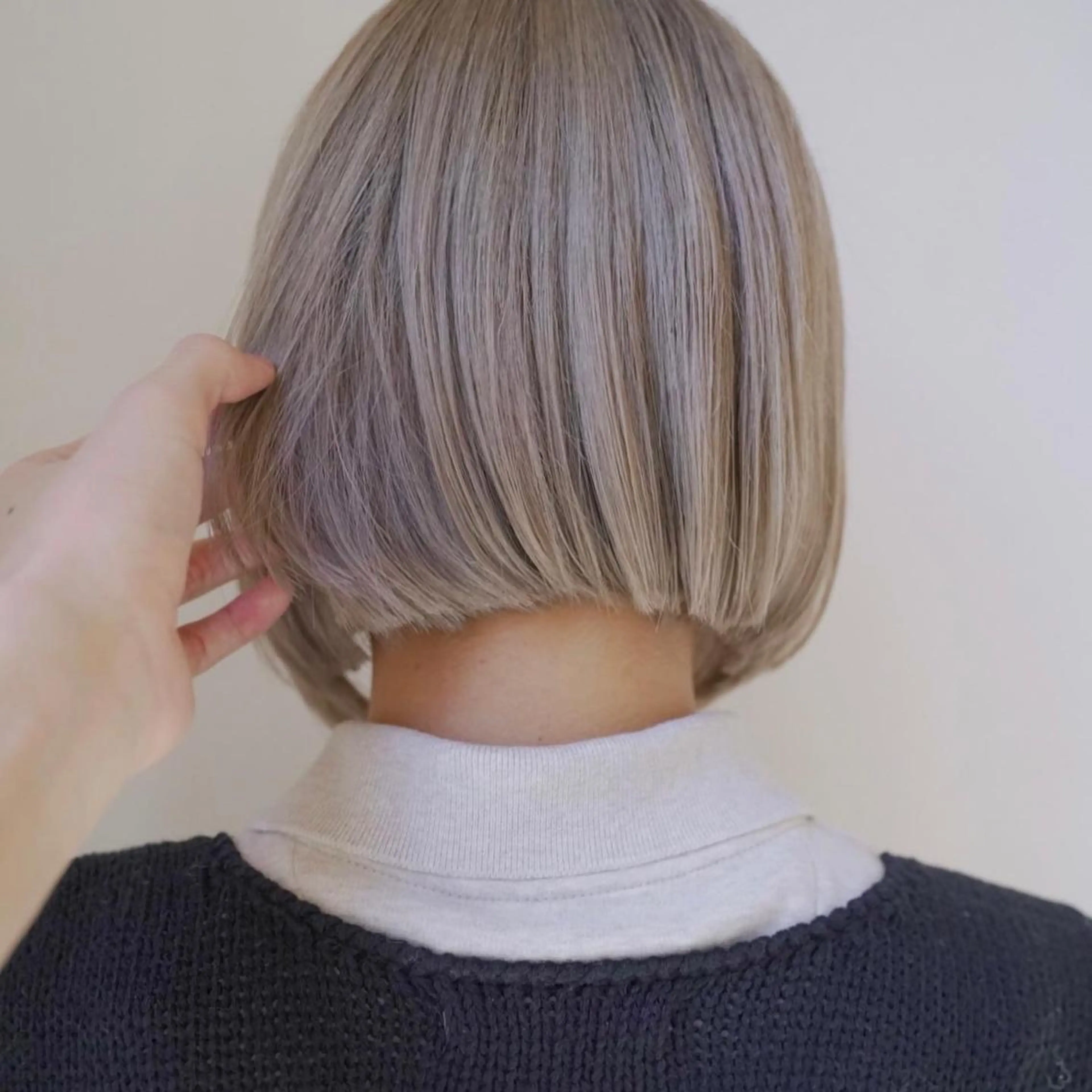 ショート カラー 清水 亮太／赤み消しカラーのヘアスタイル