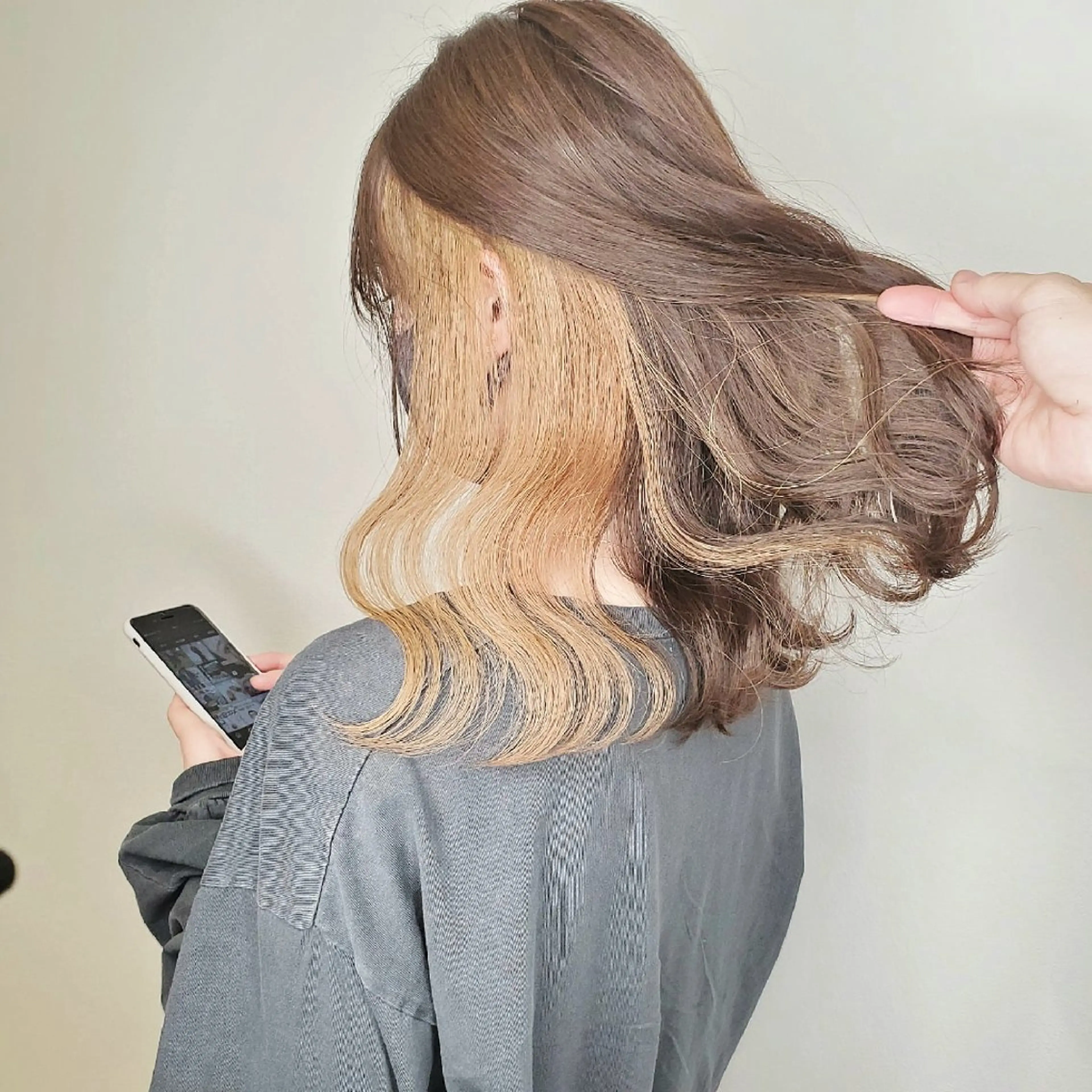 🙌🏻初回限定🙌🏻ブリーチ込‼️イヤリングカラー・インナーカラー+全体カラー+トリートメント【ベージュ・暖色も】の写真