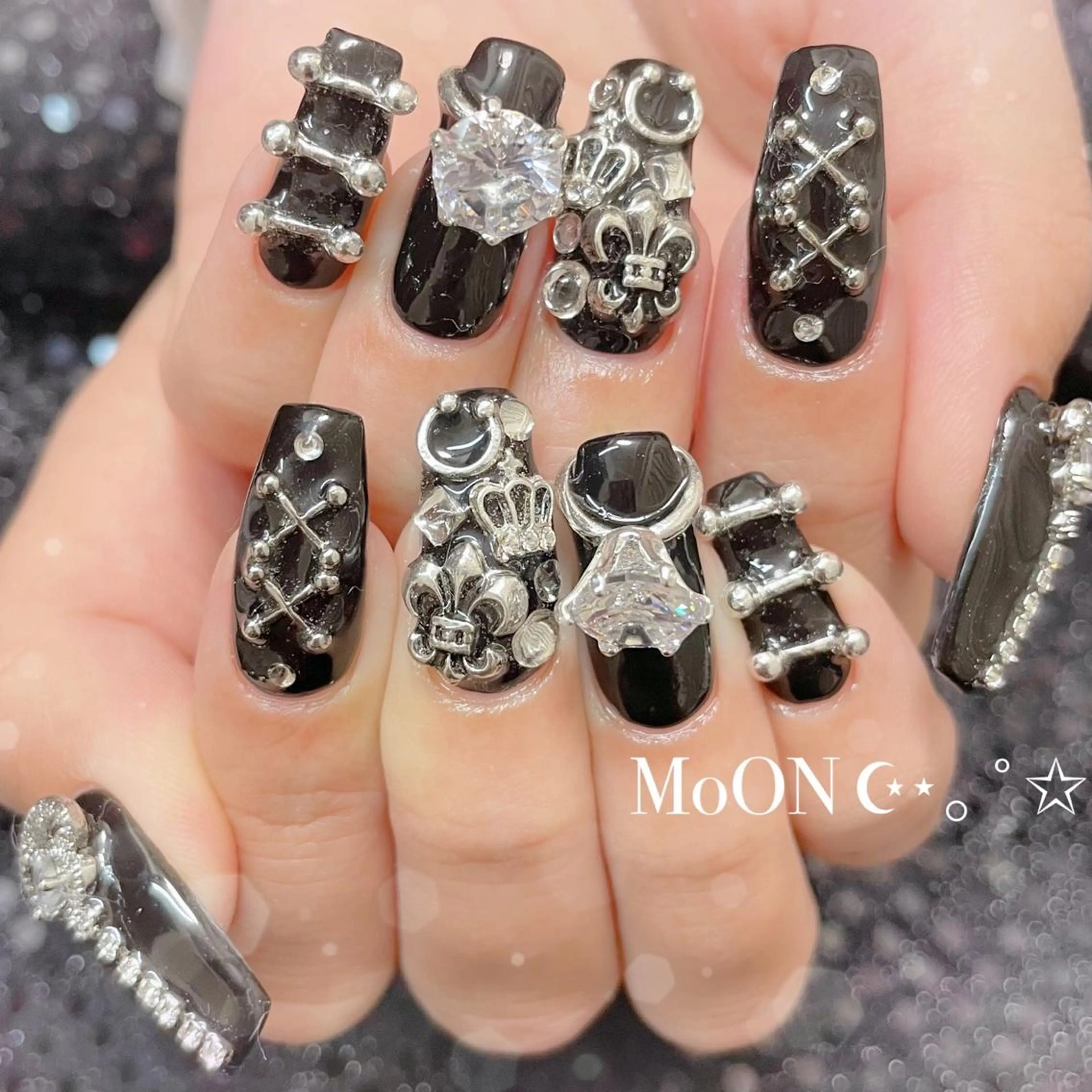 ネイル ハンドネイル ハンドケア MoON...❤︎ MeGuのネイルデザイン