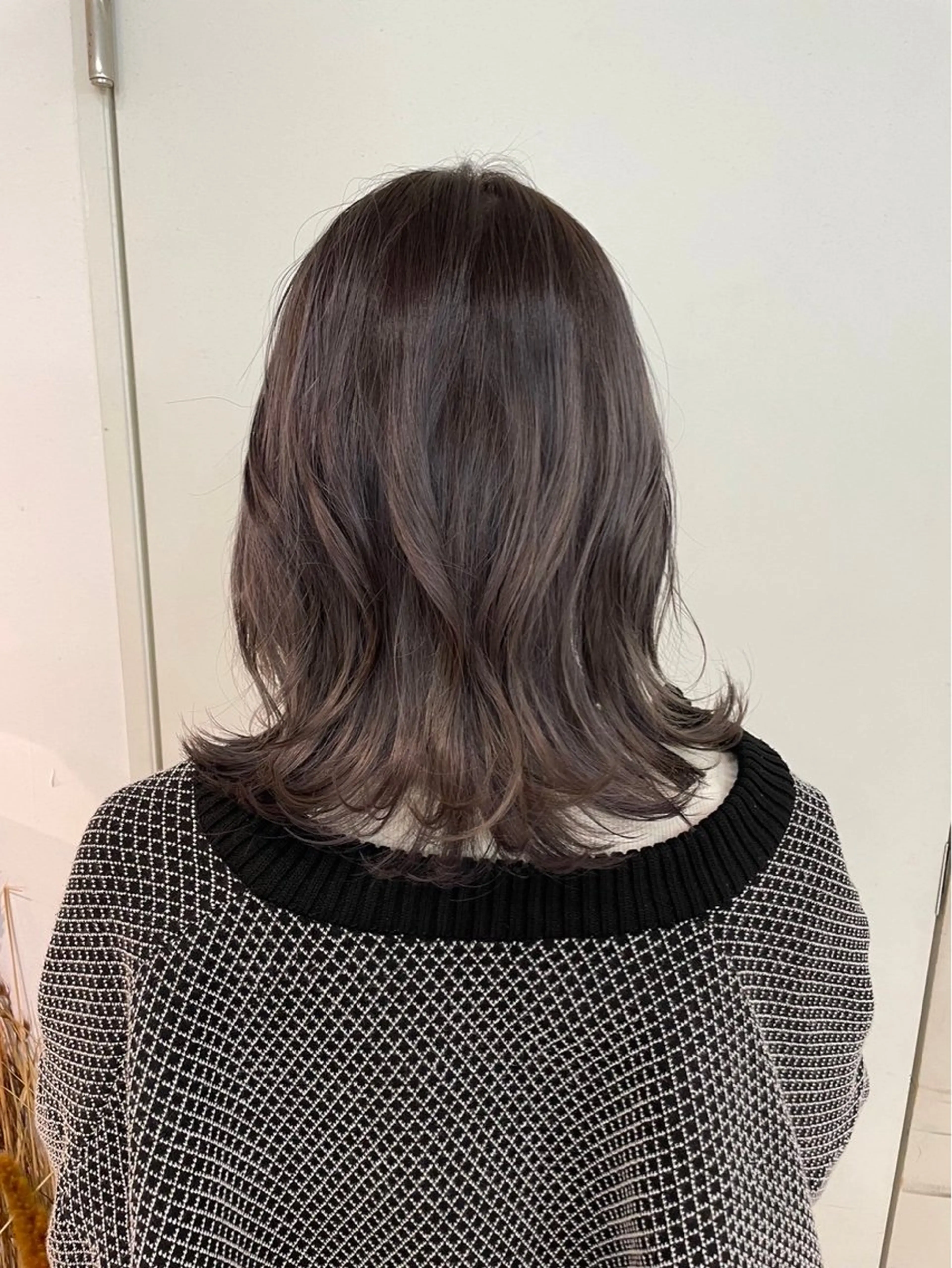 ミディアム 室谷 ゆりあのヘアスタイル