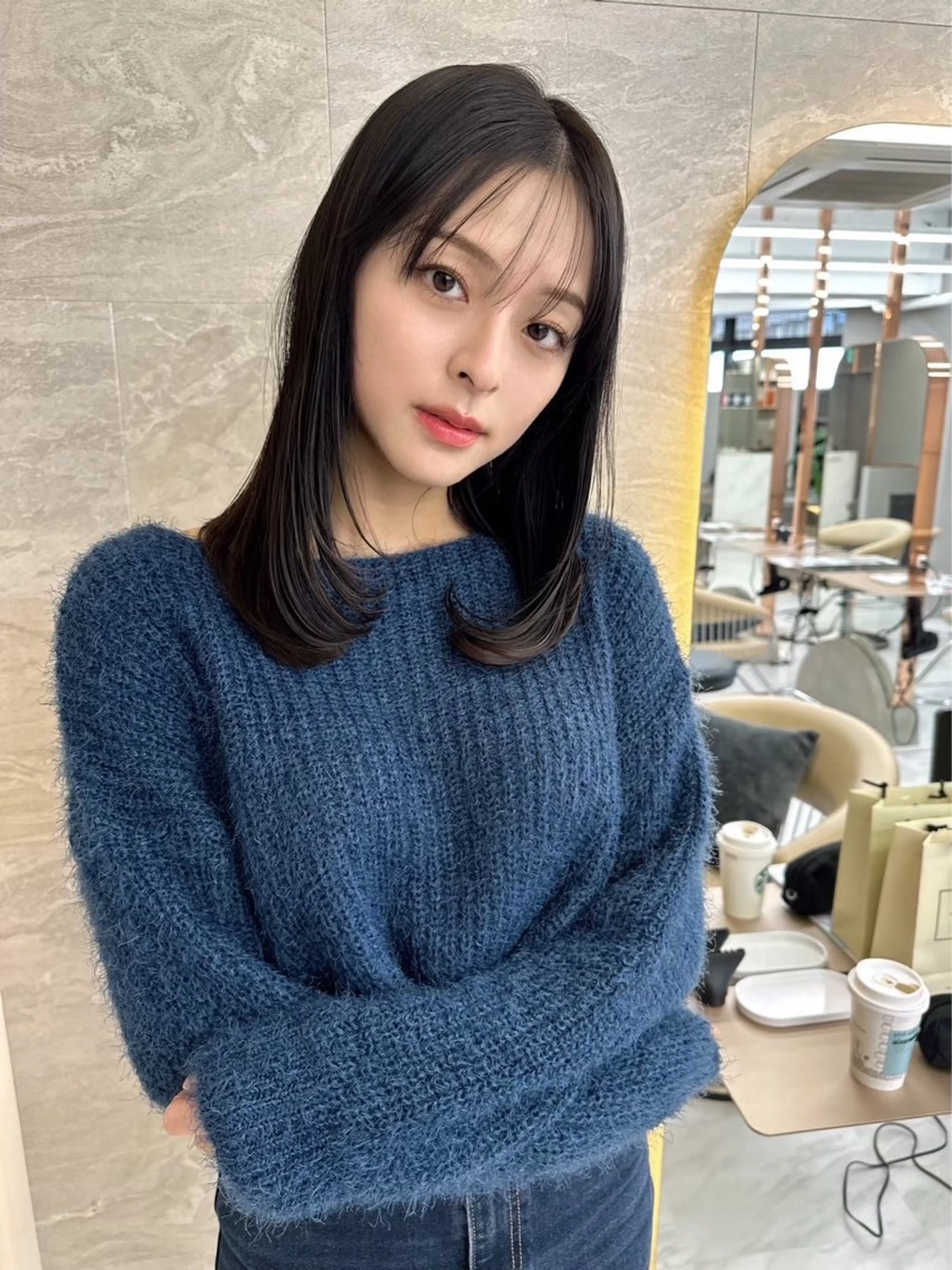 ミディアム ishikura yuubiのヘアスタイル