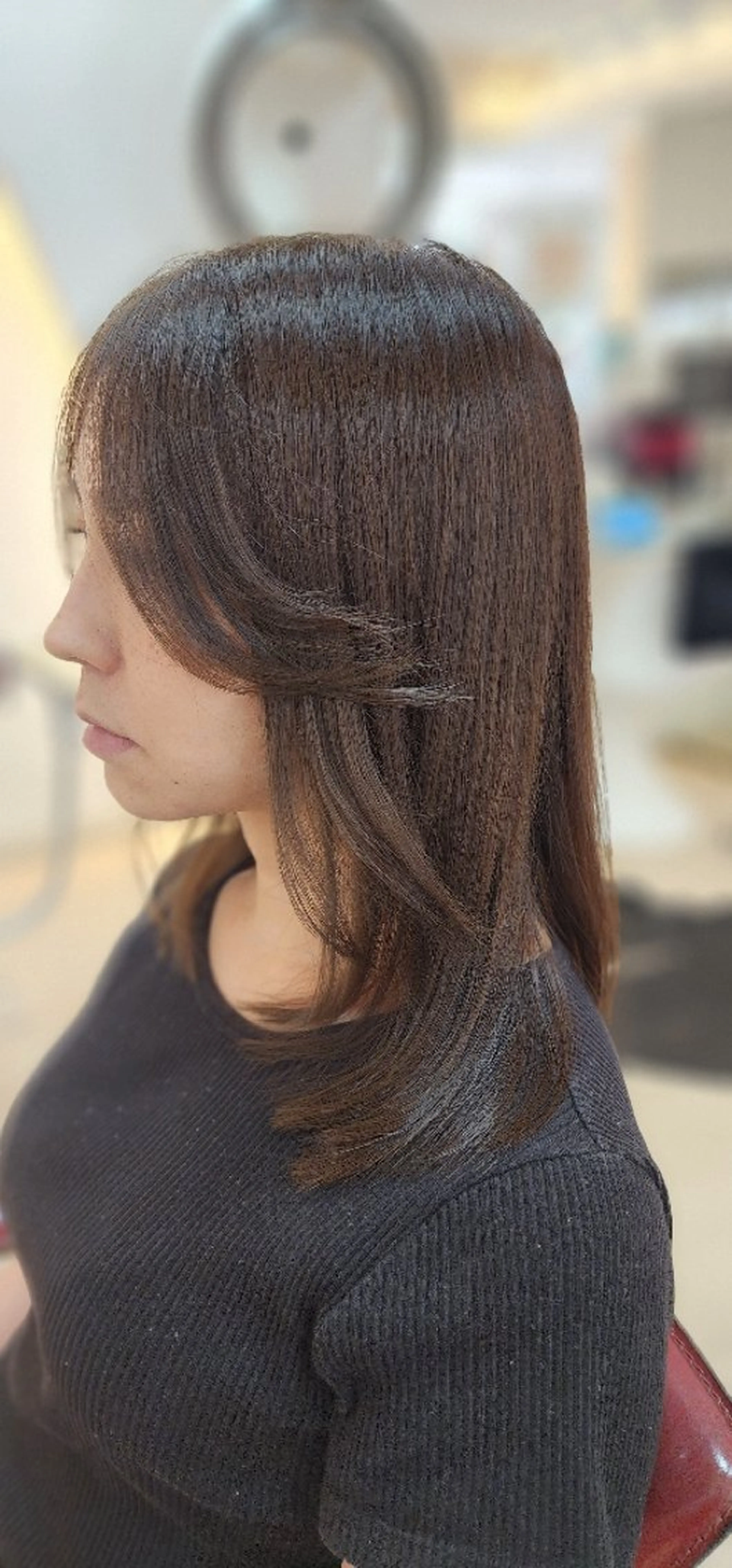 セミロング カラー 髪質改善 カット ヘアカラー トリートメント hairmake Juinのヘアスタイル