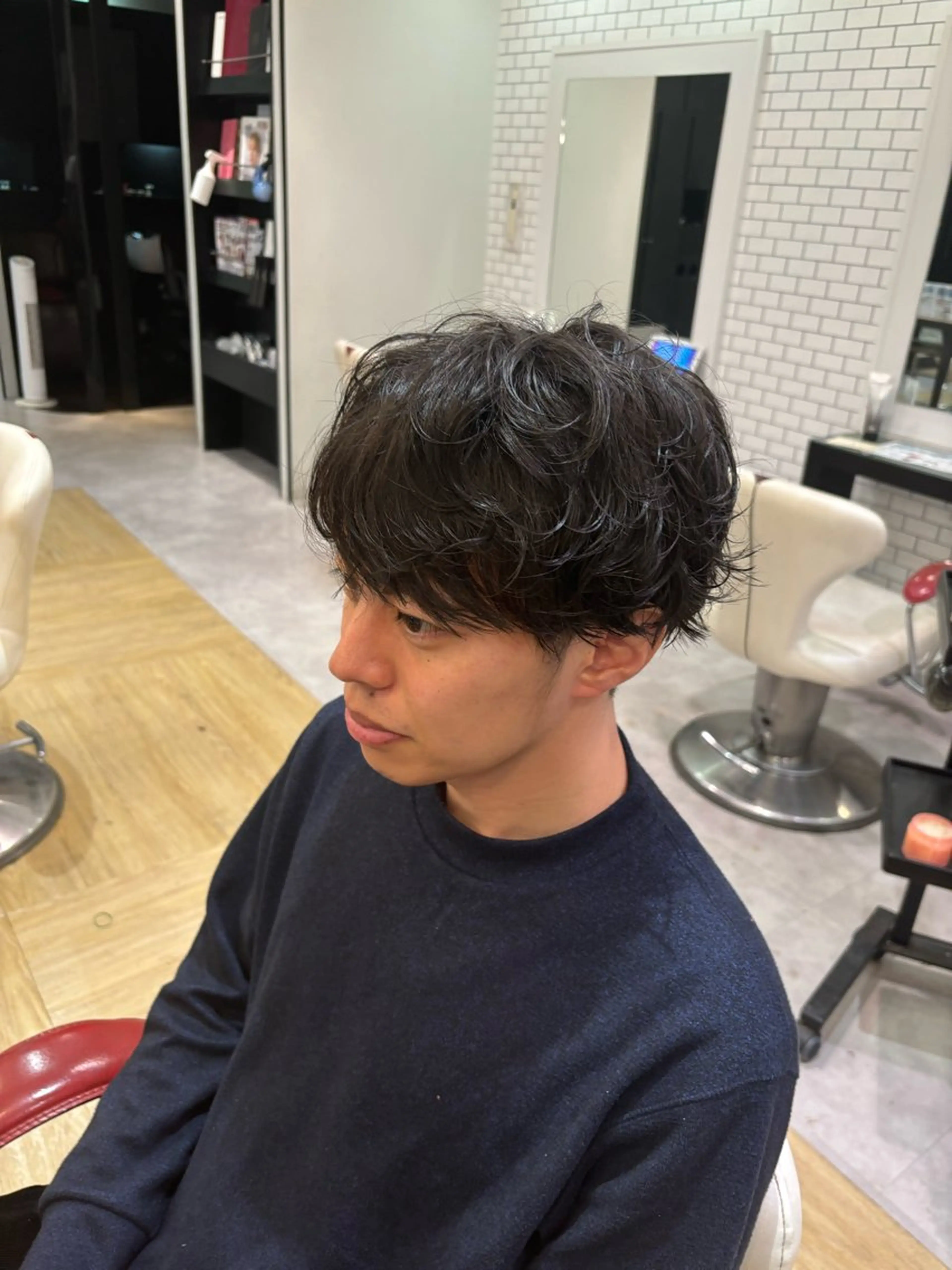 ミディアム パーマ メンズ ミディアムパーマ メンズパーマ メンズ特化／韓国風 /江戸谷大晴のヘアスタイル