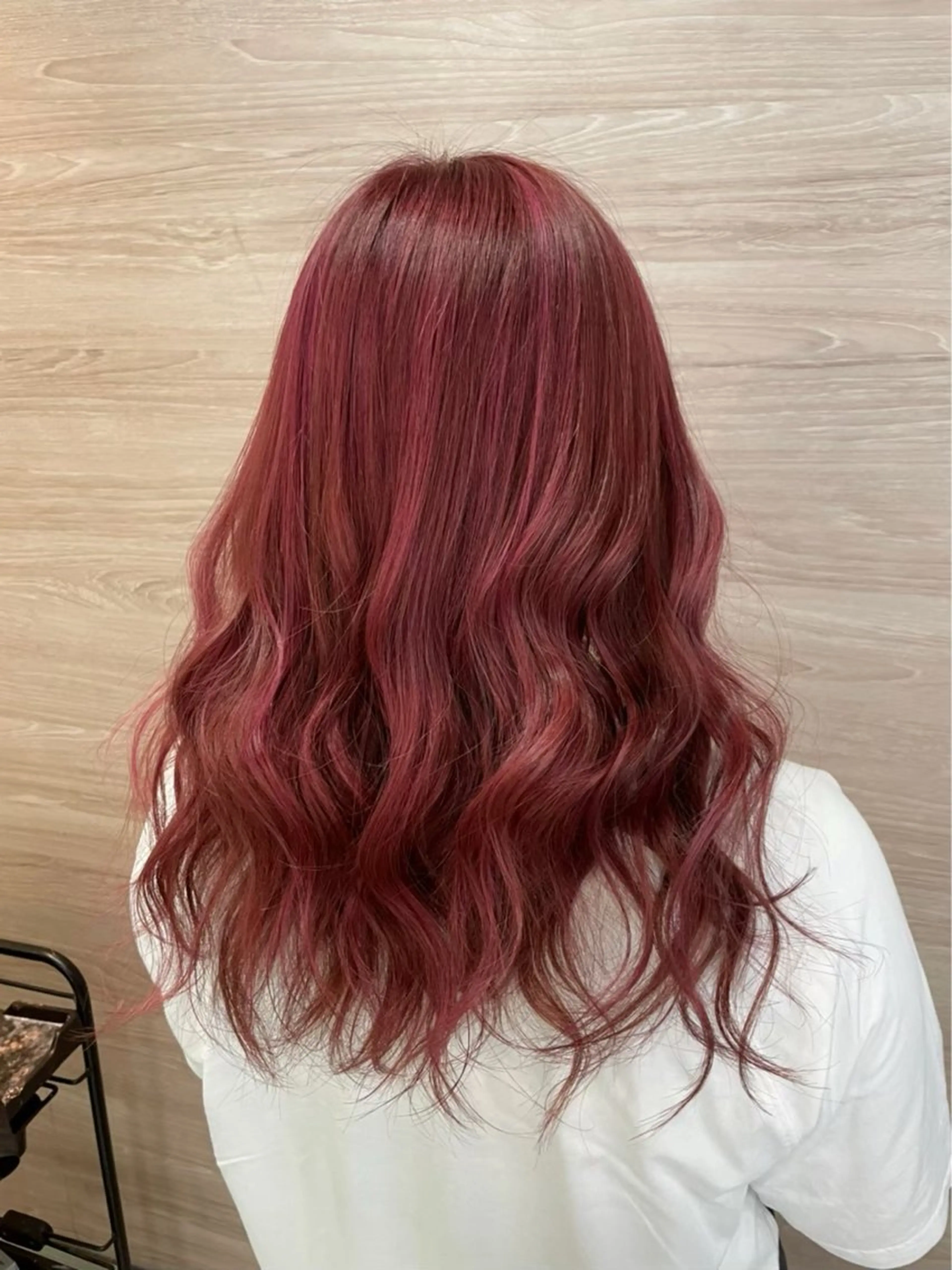 ロング カラー ヘアカラー 五十嵐航斗 ハイトーンのヘアスタイル
