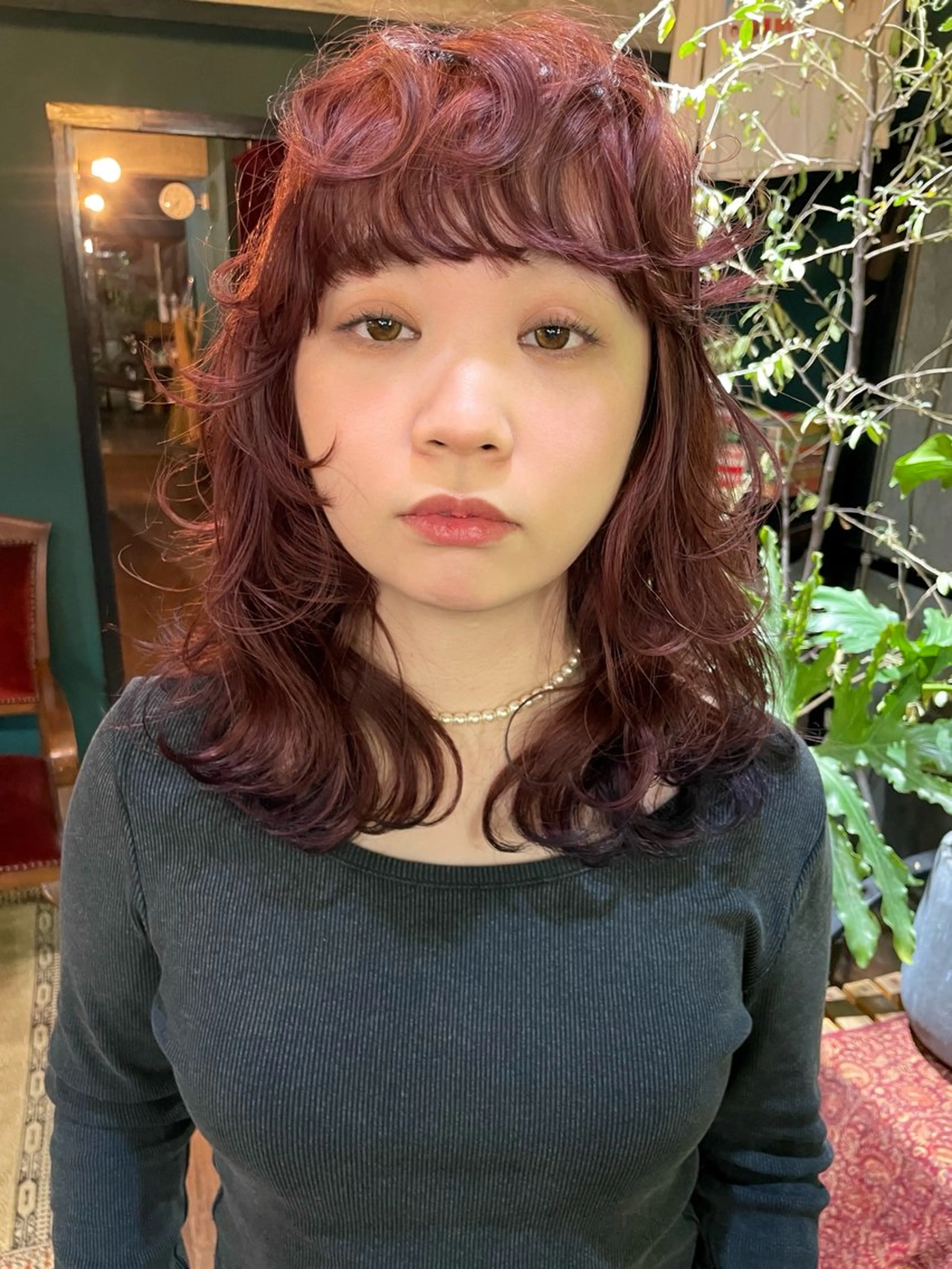 セミロング パープルカラー vivre libreのヘアスタイル