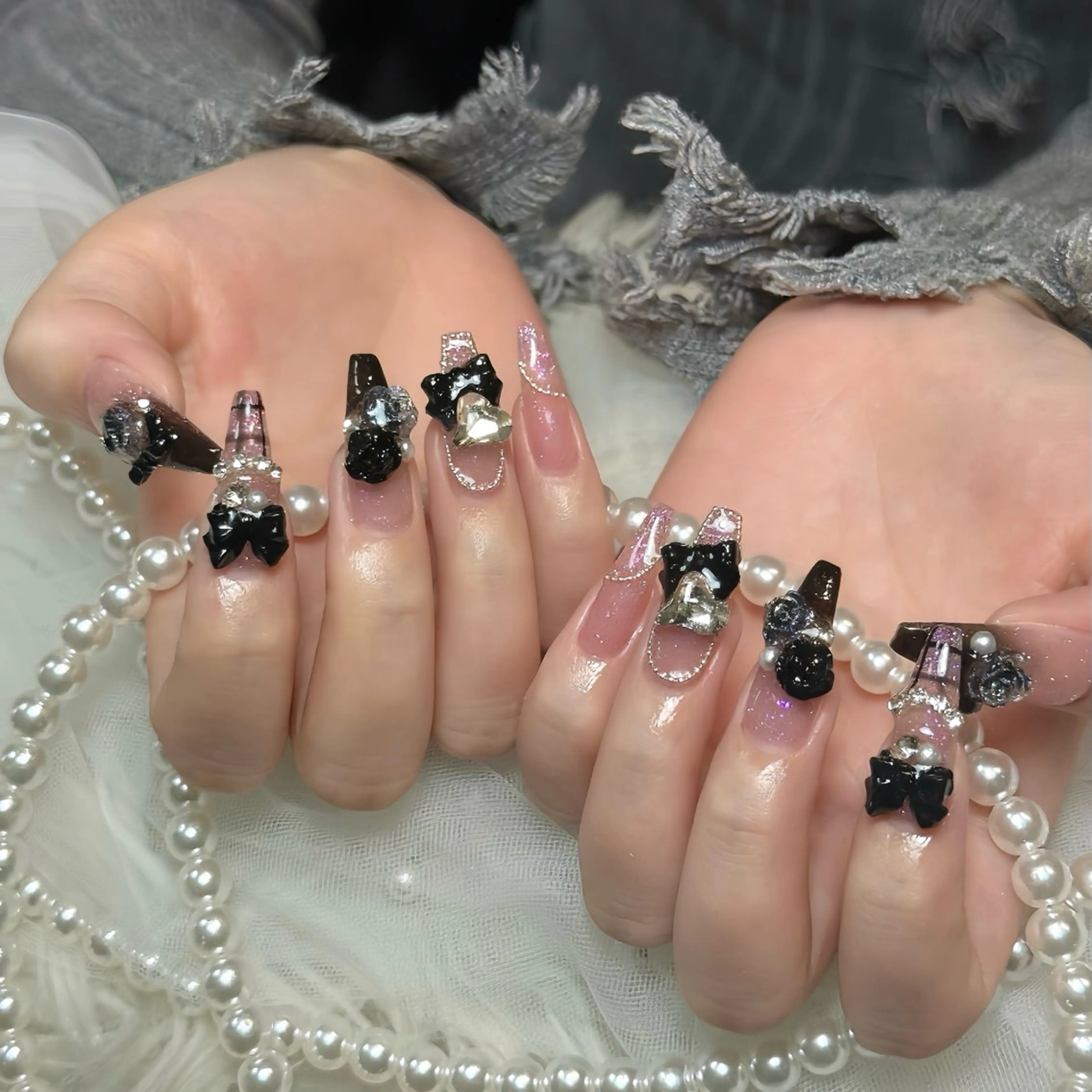 ネイル オーロラネイル ボルドー ブラウン 氷ネイル・うるうるネイル キラキラネイル ハンドネイル Julli ジュリのネイルデザイン