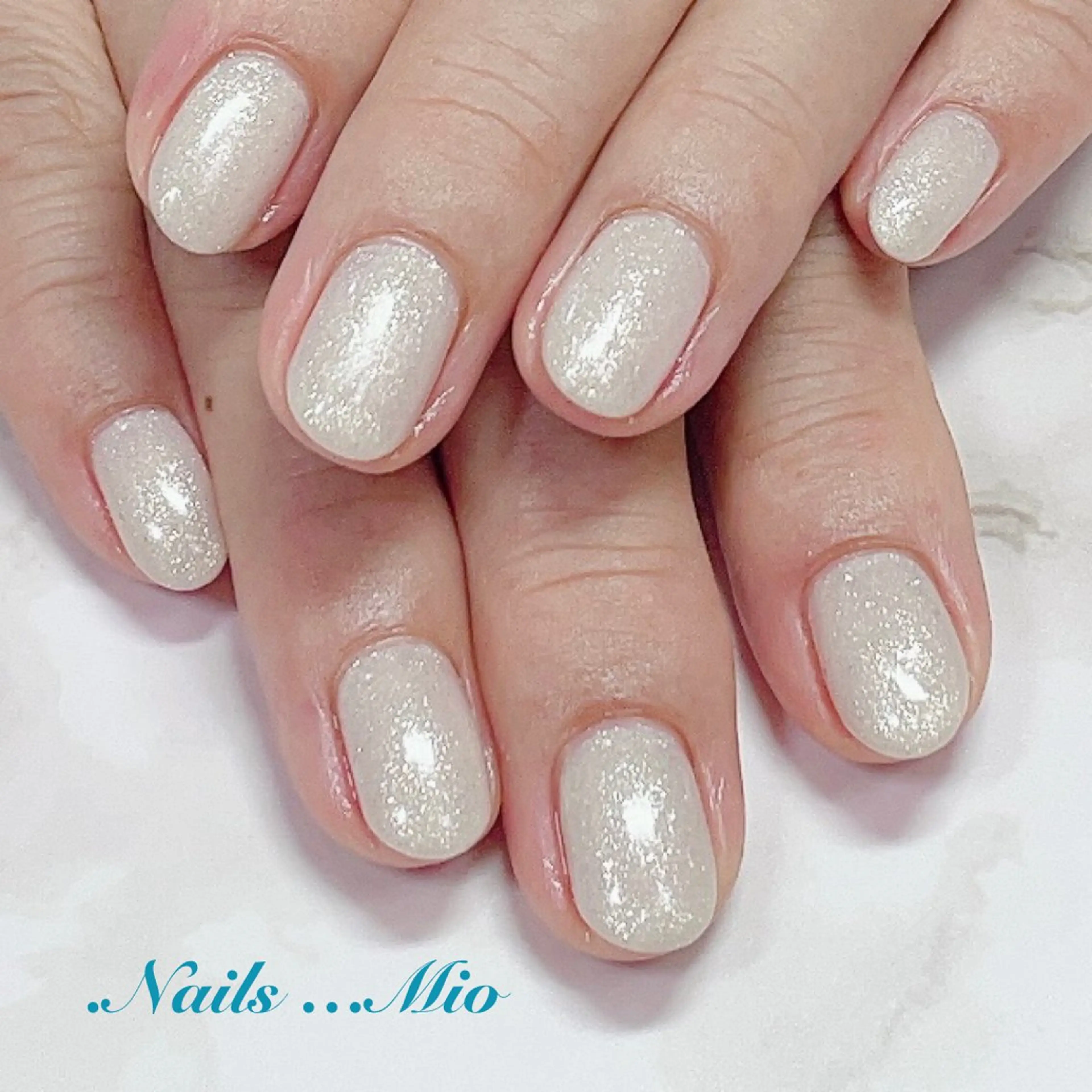 ネイル ジェルネイル ワンカラーネイル .Nails Mio 赤羽西ネイルサロンのネイルデザイン