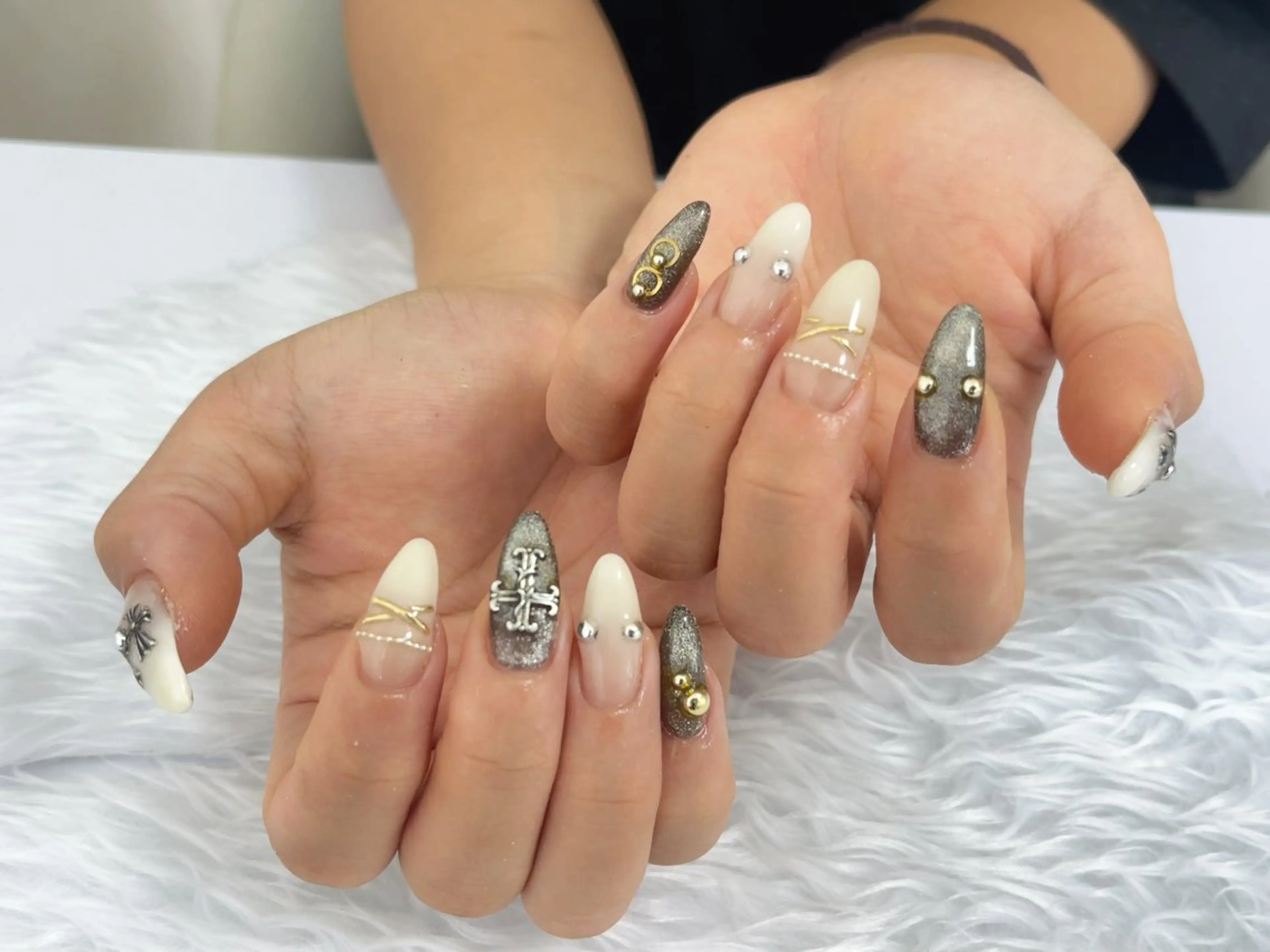 ネイル ハンドネイル プライベートサロン featherのネイルデザイン