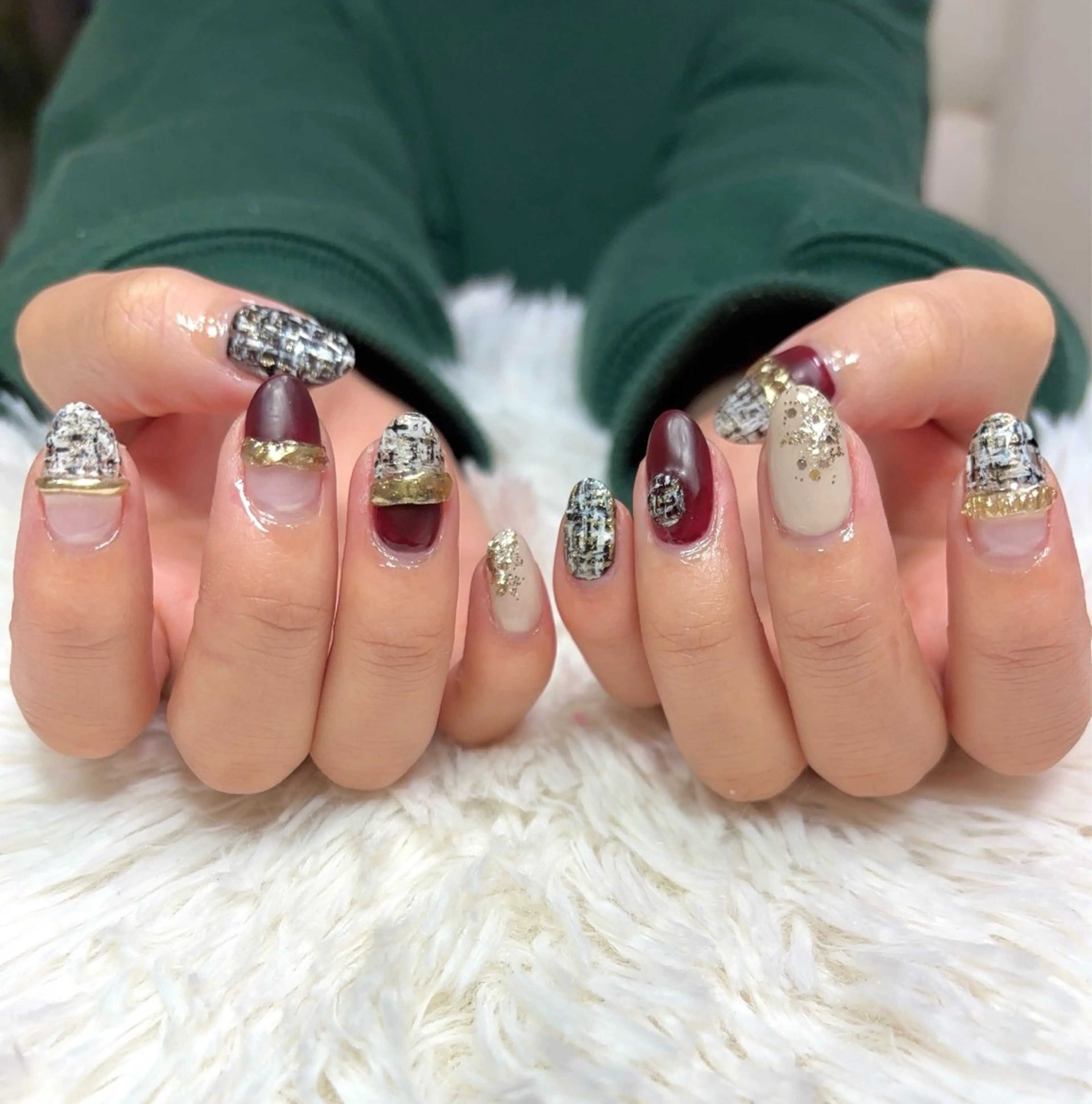ネイル ボルドー ニュアンスネイル ツイードネイル 冬ネイル クリスマス ハンドネイル LUANA n'sのネイルデザイン