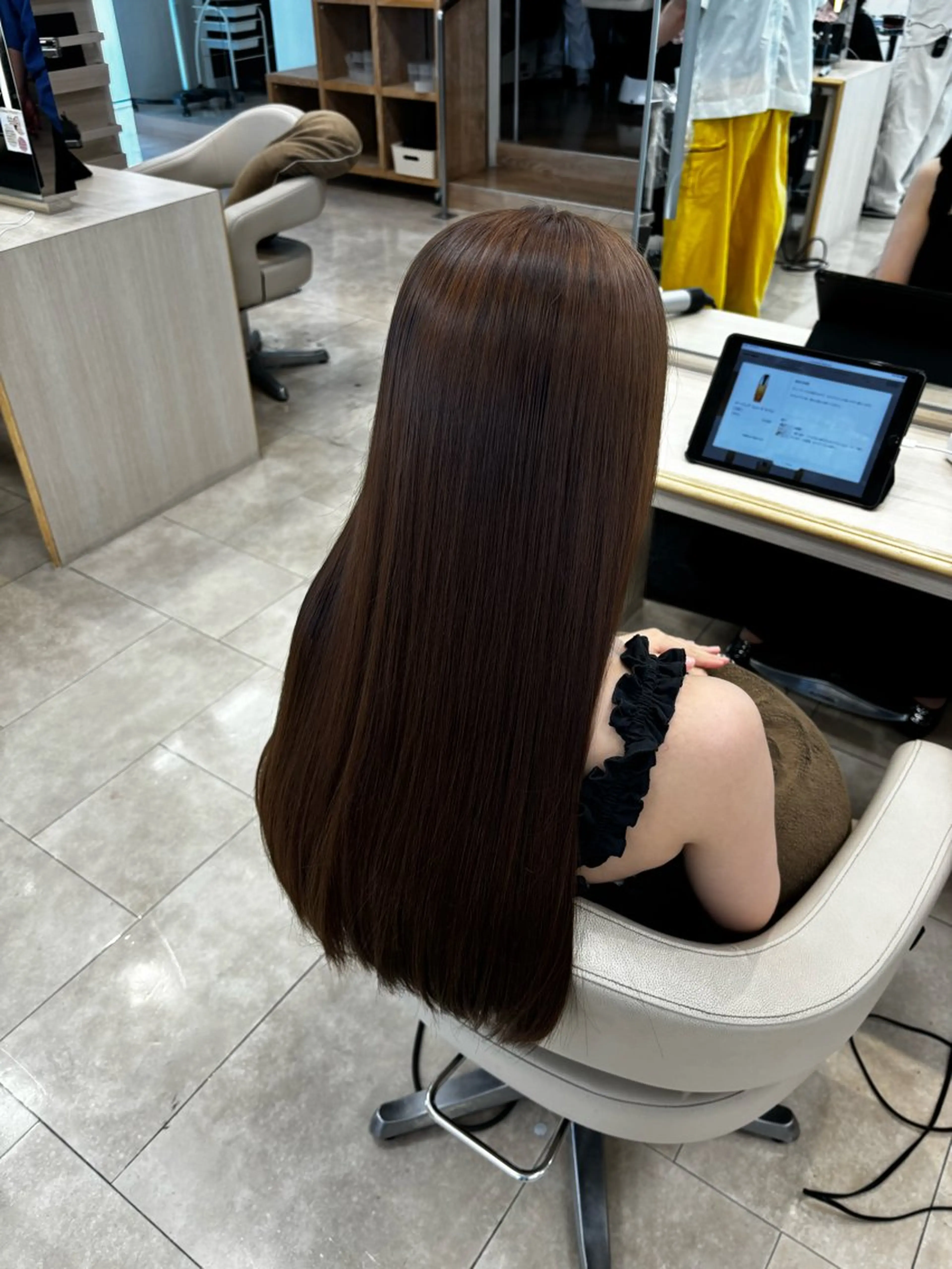 ロング カラー kenje luscaのヘアスタイル