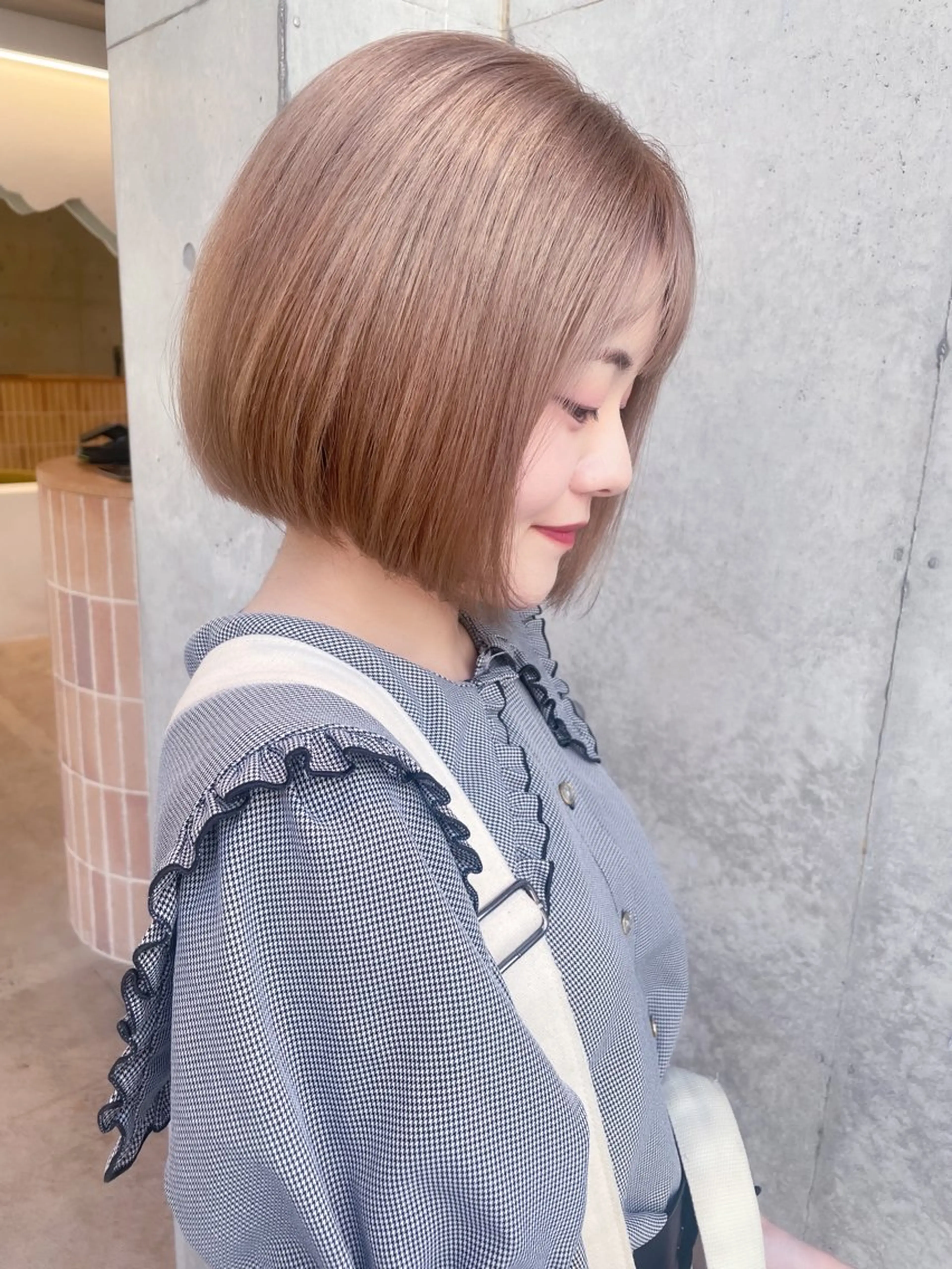 ショート カラー ヘアアレンジ ミニボブ/ブリーチ 🌈MISATOのヘアスタイル