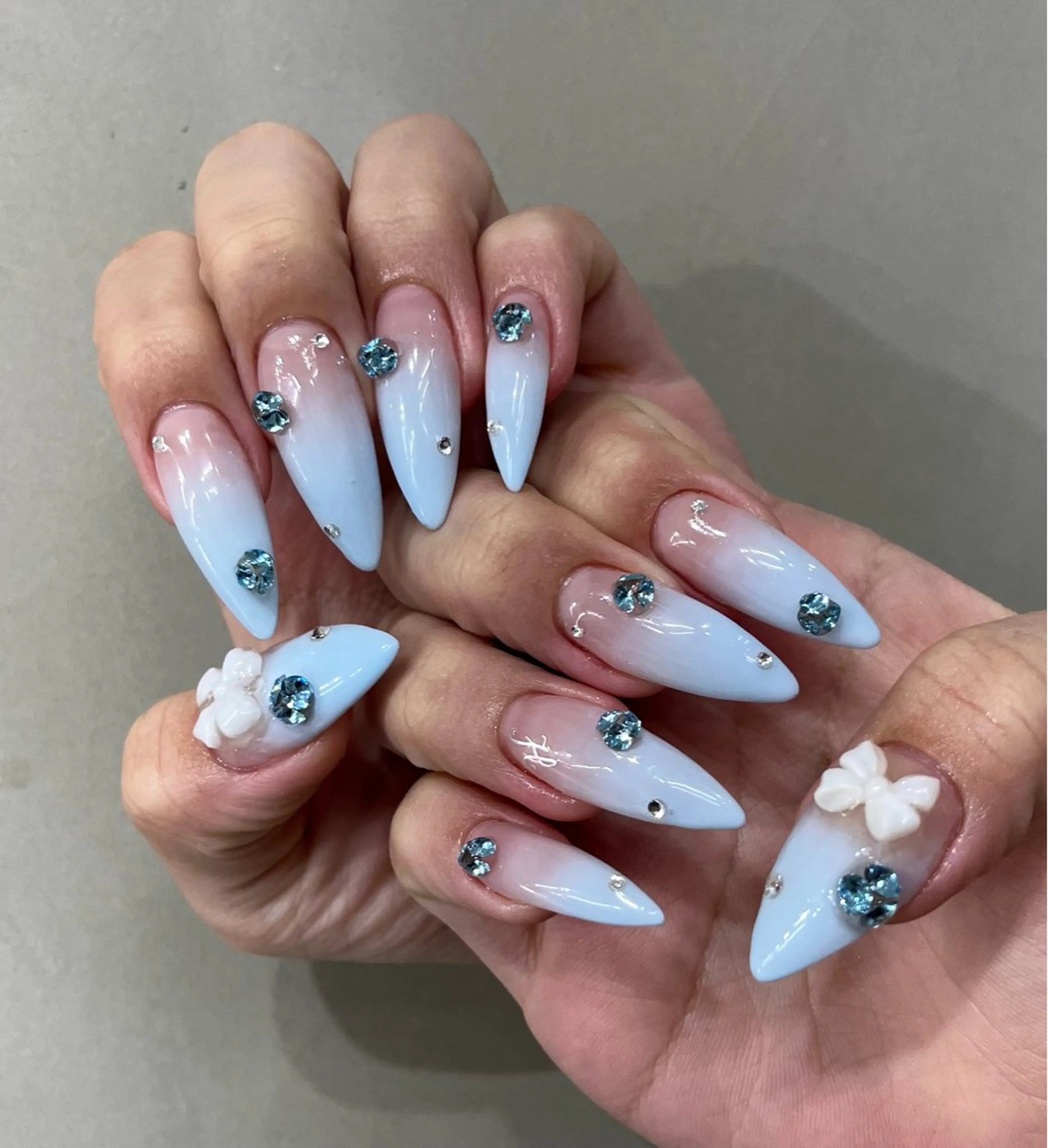 ネイル ハンドネイル GRANDEUR焼津 MEI🪼のネイルデザイン