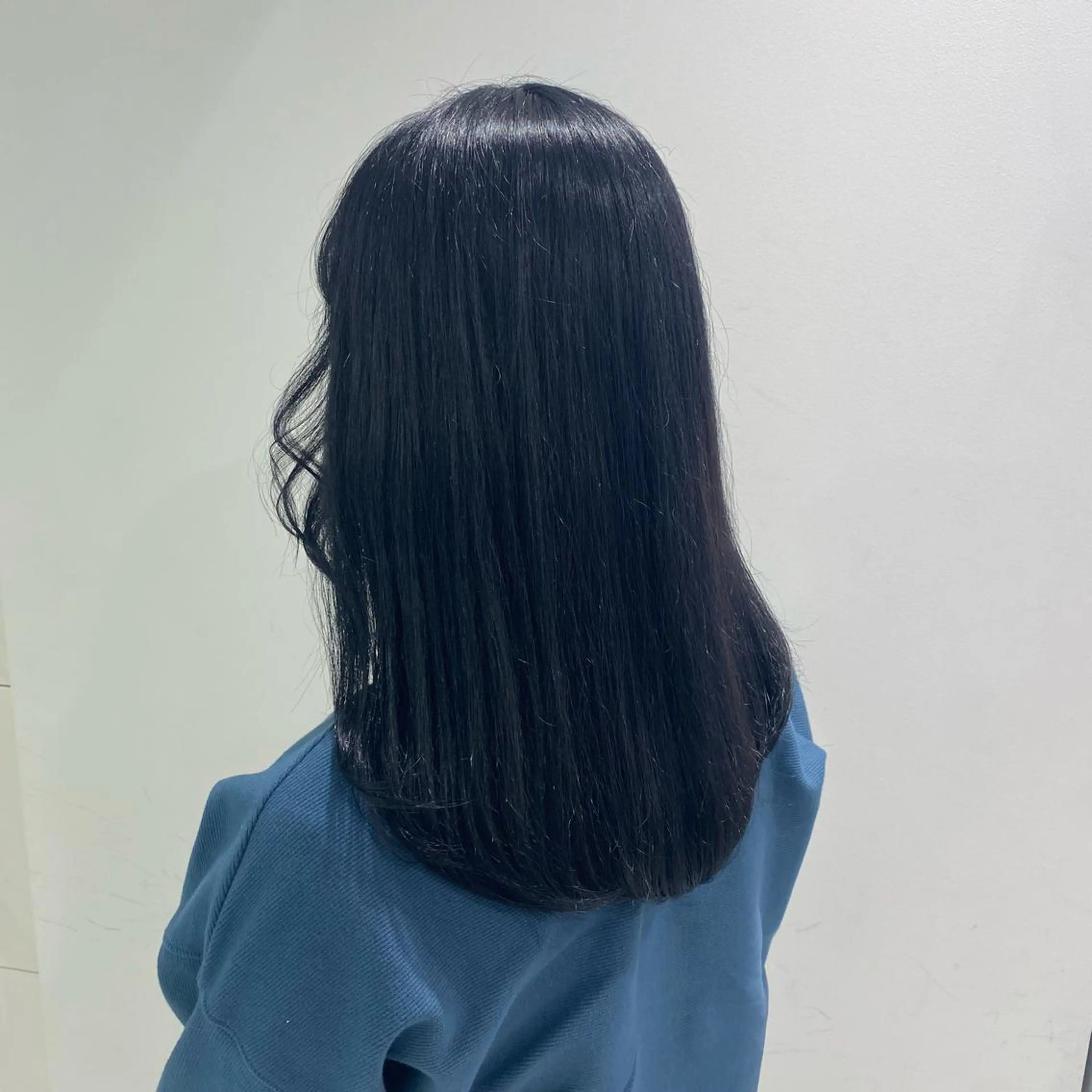 ミディアム カラー パーマ ヘアアレンジ メンズ キッズ ネイル マツエク・マツパ アイブロウ 黒髪 ブルーカラー ブルーブラック ブルー 💖横浜ブリーチなし 💖MIHOのヘアスタイル