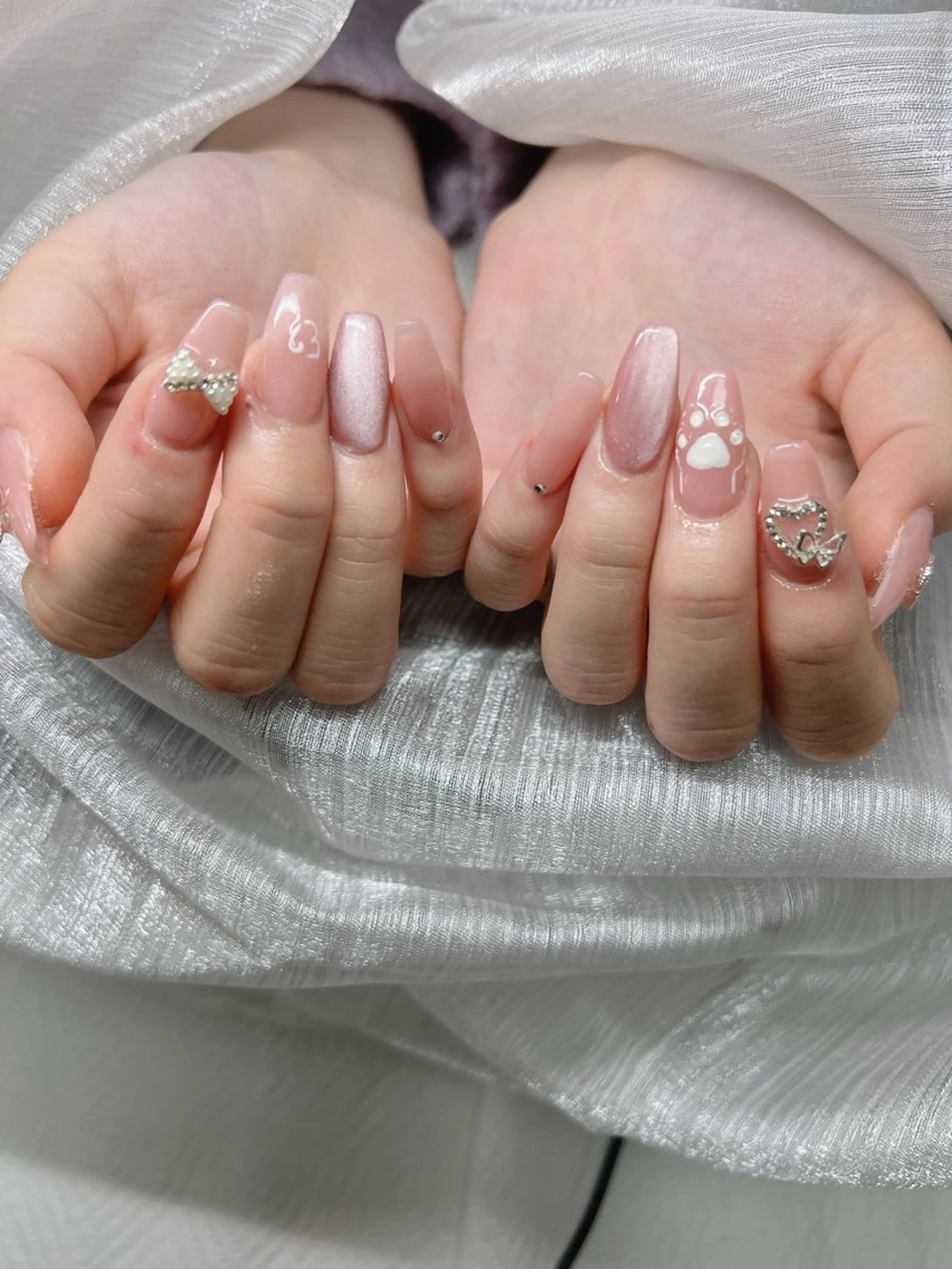 ネイル ハンドネイル Lee Nailsのネイルデザイン