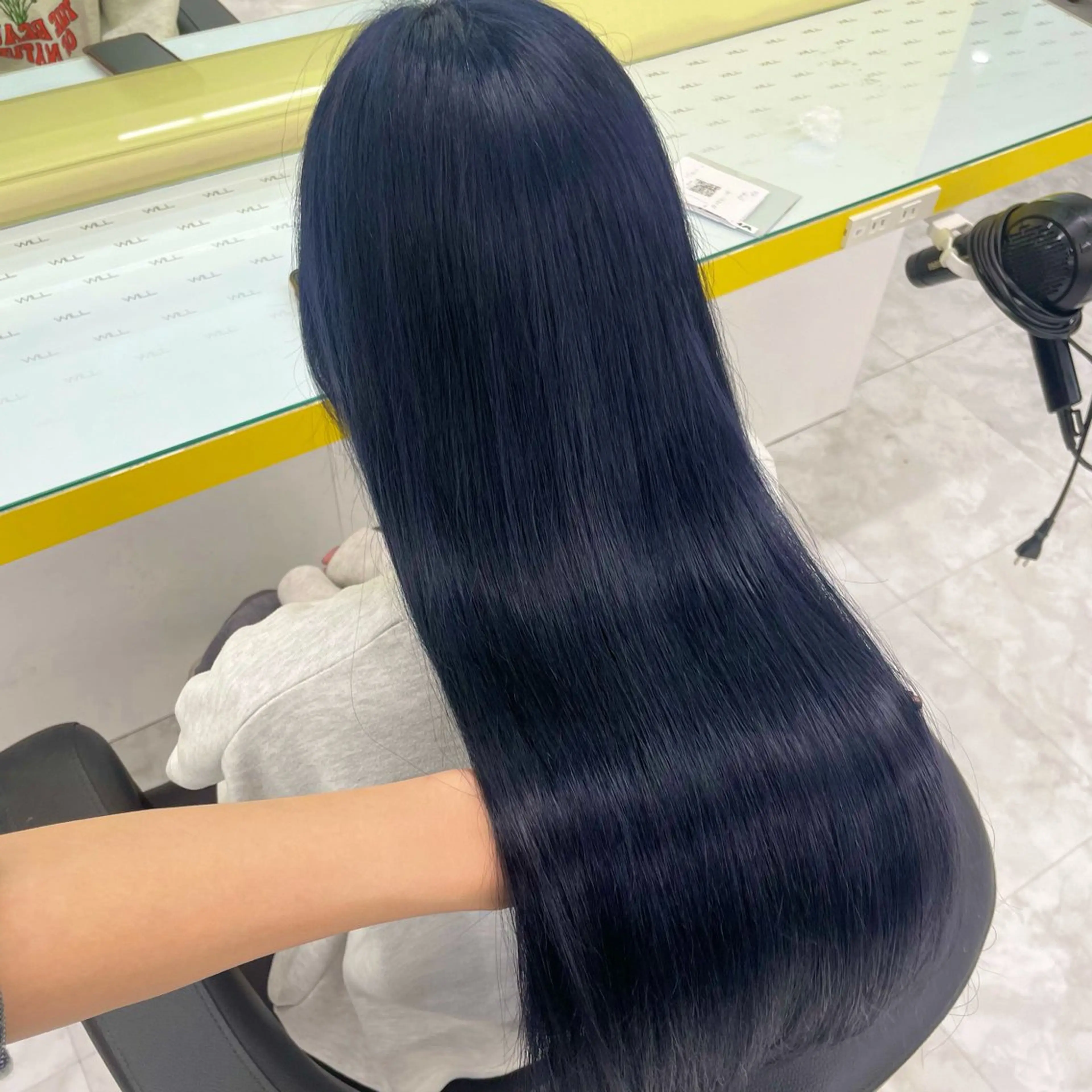 ロング カラー ヘアカラー トリートメント ヘッドスパ ヘアセット 🦋色落ち綺麗カラー メンズYUZU🦋‪のヘアスタイル