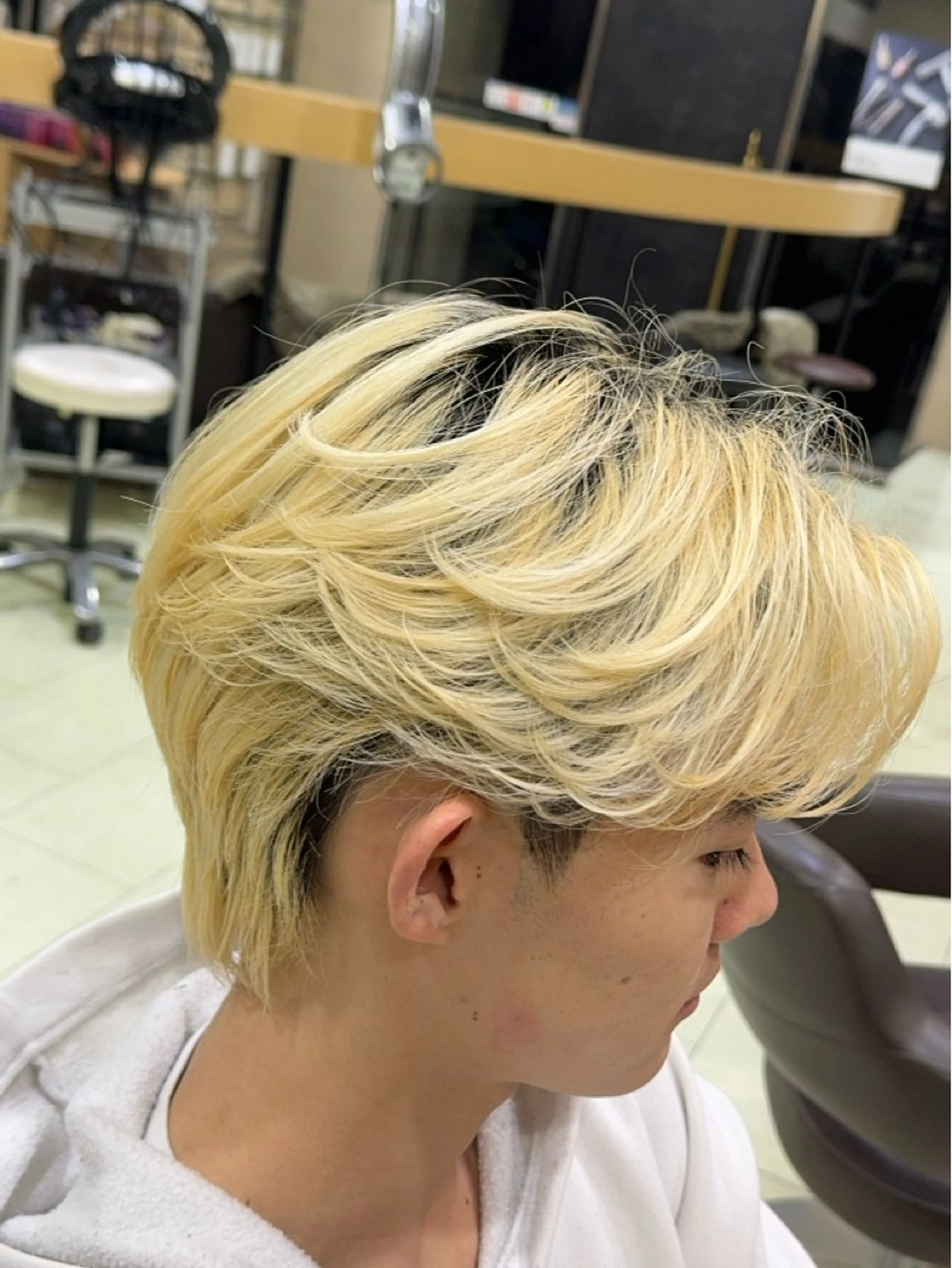 パーマ メンズ カット パーマ レイヤー/センター パート/坂本翔のヘアスタイル