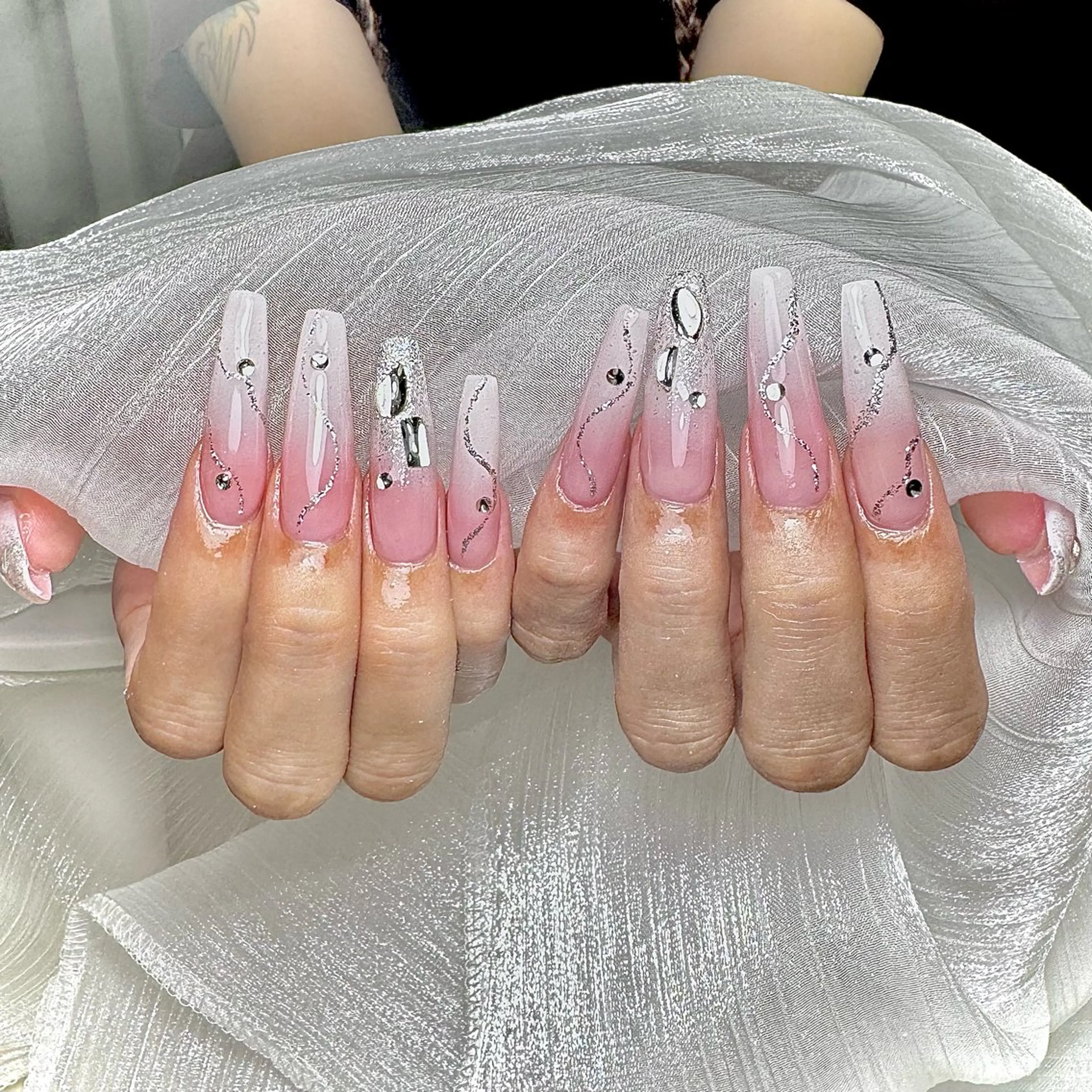 ロング ハンドネイル ハンドケア Fairy Nailのネイルデザイン