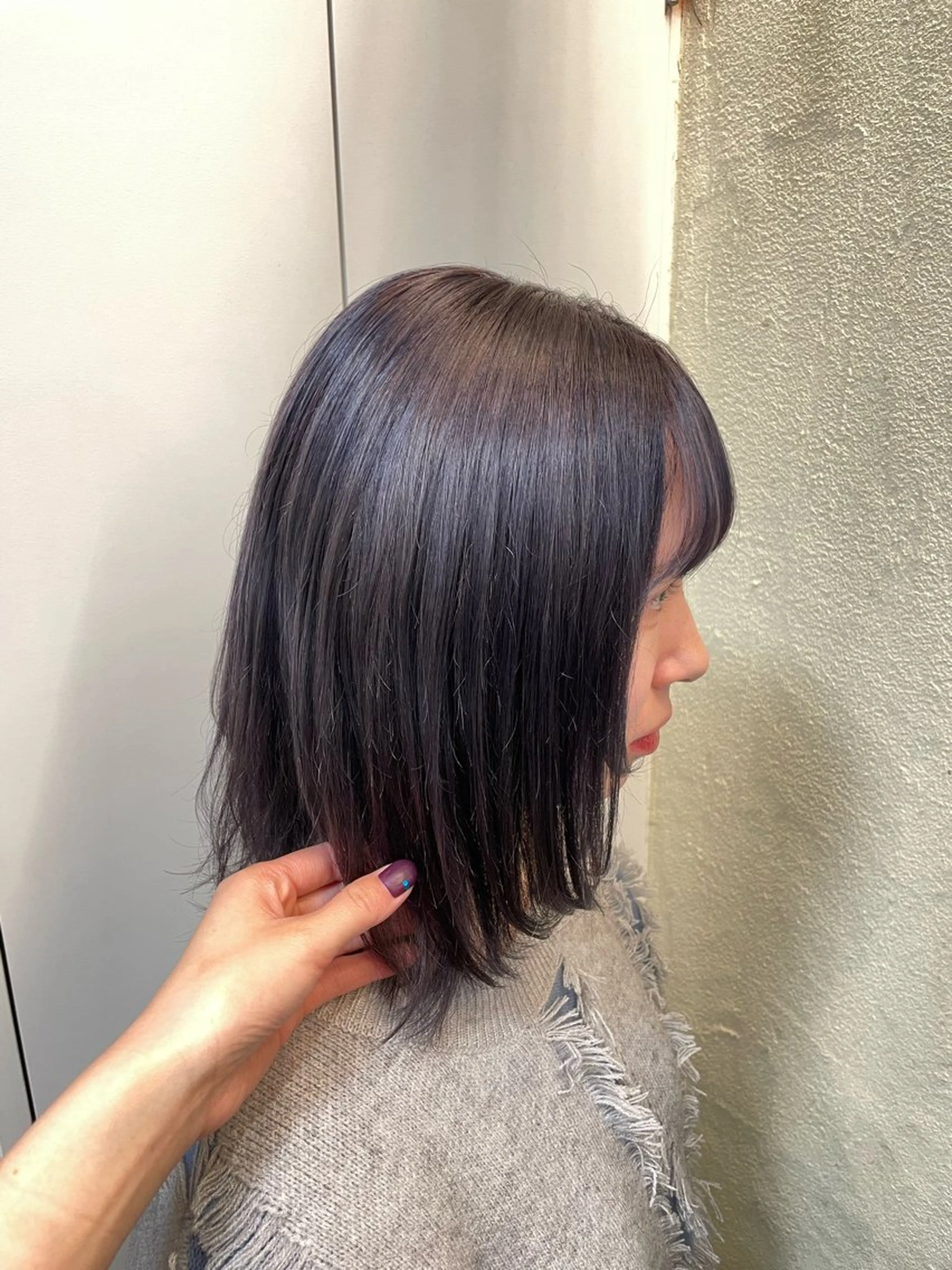 ミディアム ヘアカラー 大庭 萌瑚のヘアスタイル