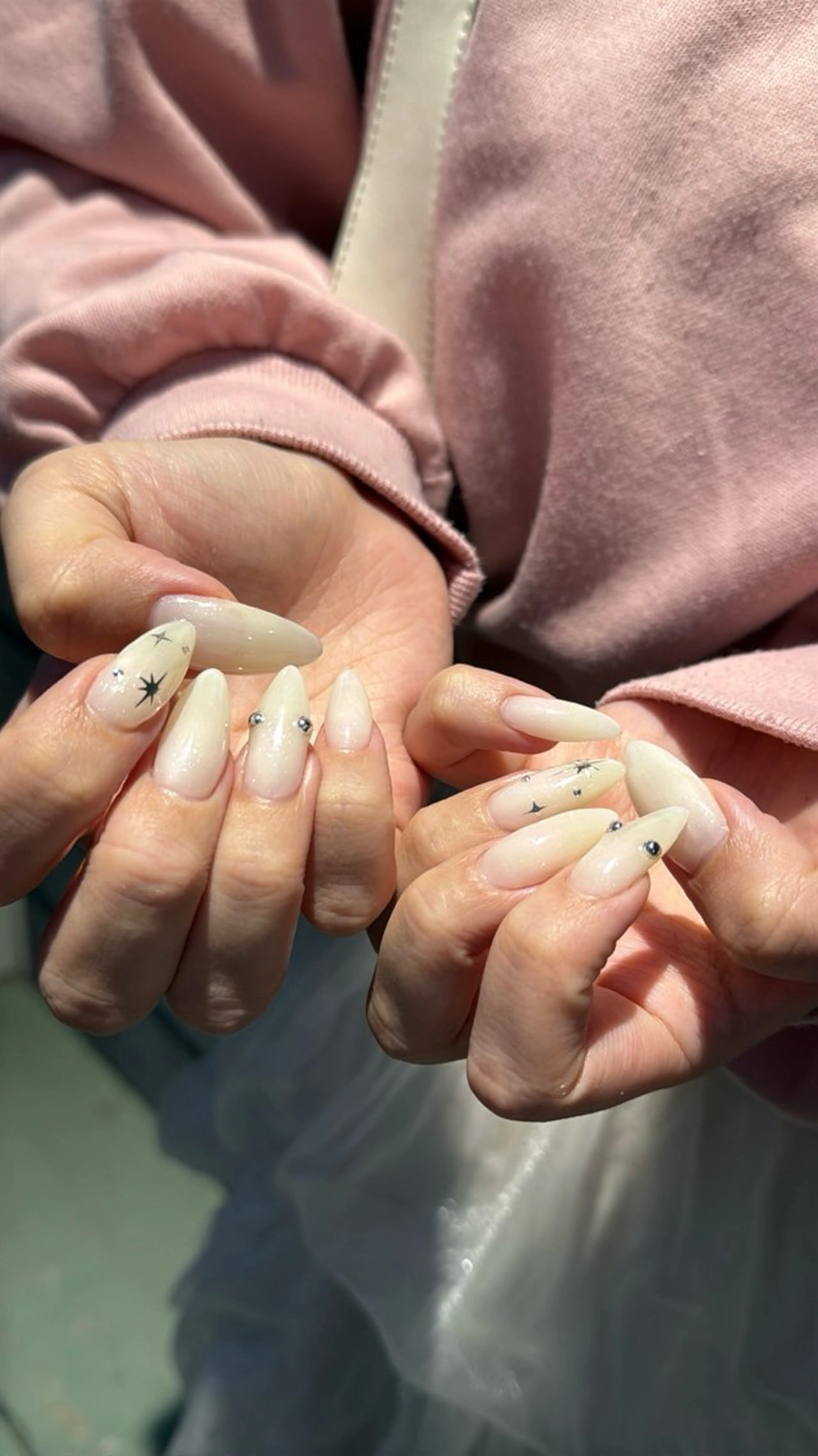 ネイル フラッシュネイル フラッシュマグ フットネイル フレンチネイル 韓国ネイル ハンドネイル SAKU nail 作島茜のネイルデザイン