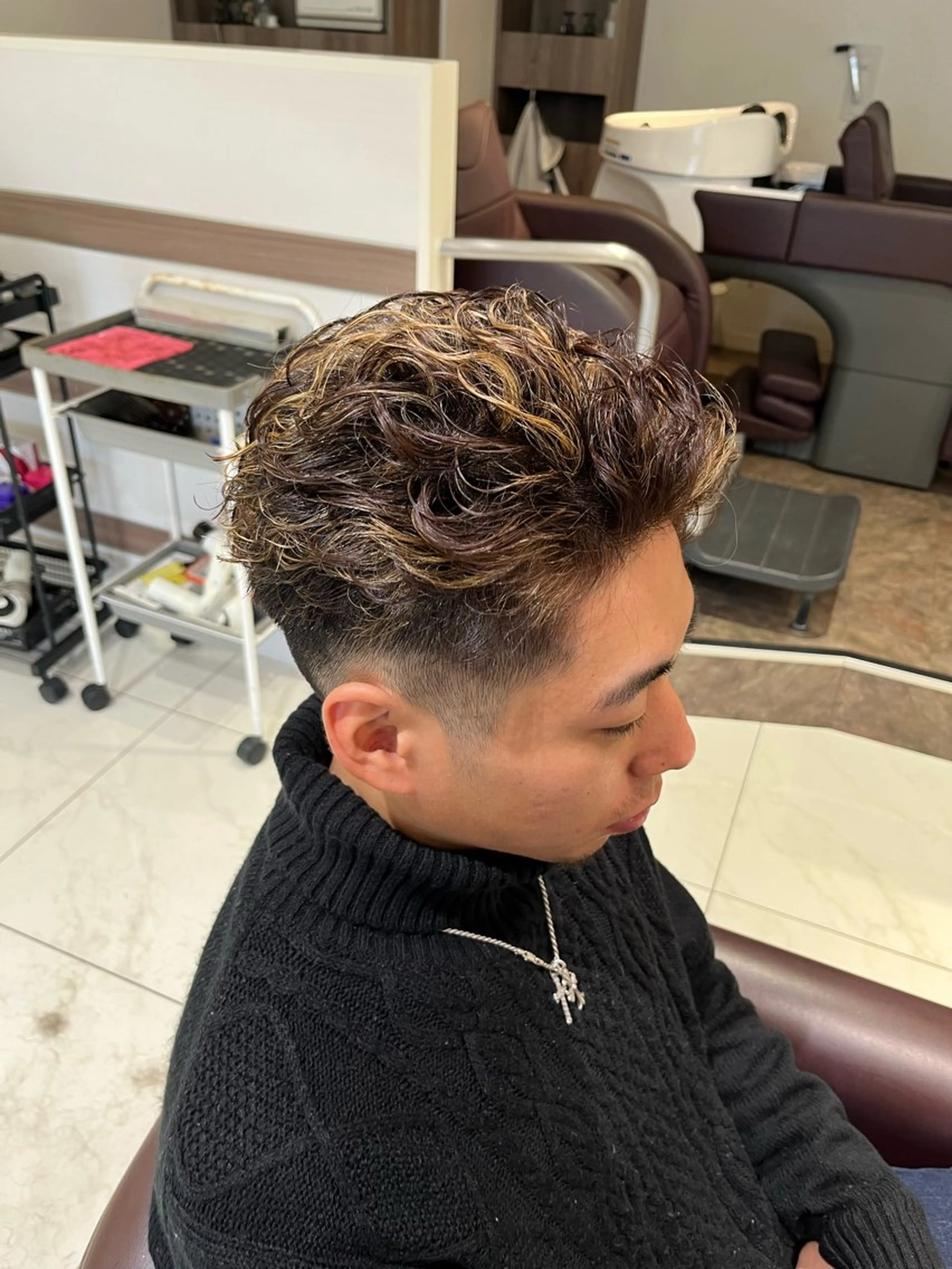 カラー パーマ メンズ カット ヘアカラー 佐々木 拓海のヘアスタイル
