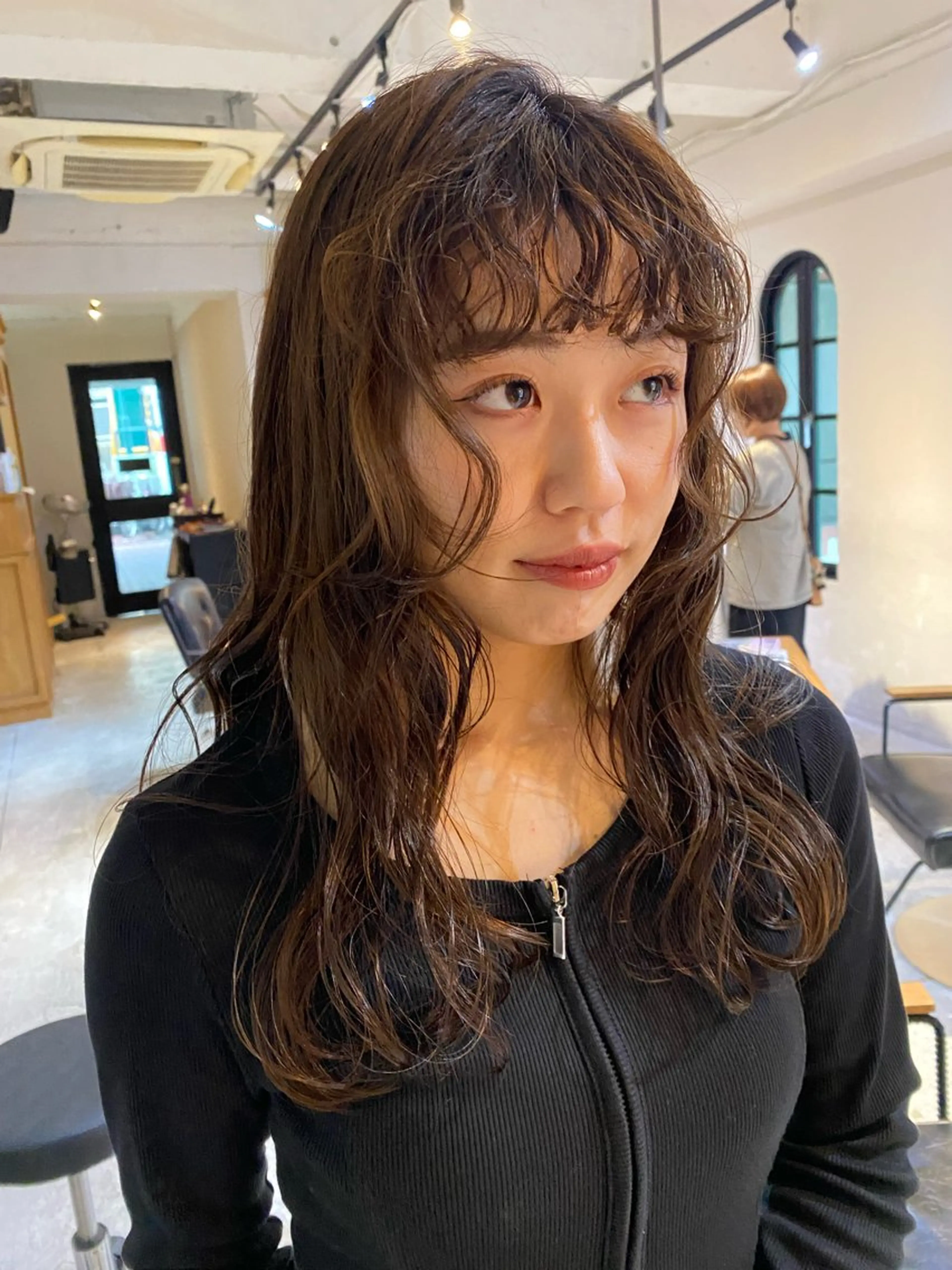 セミロング パーマ FERIA 緑地公園 ⭐️伏田愛奈⭐️のヘアスタイル