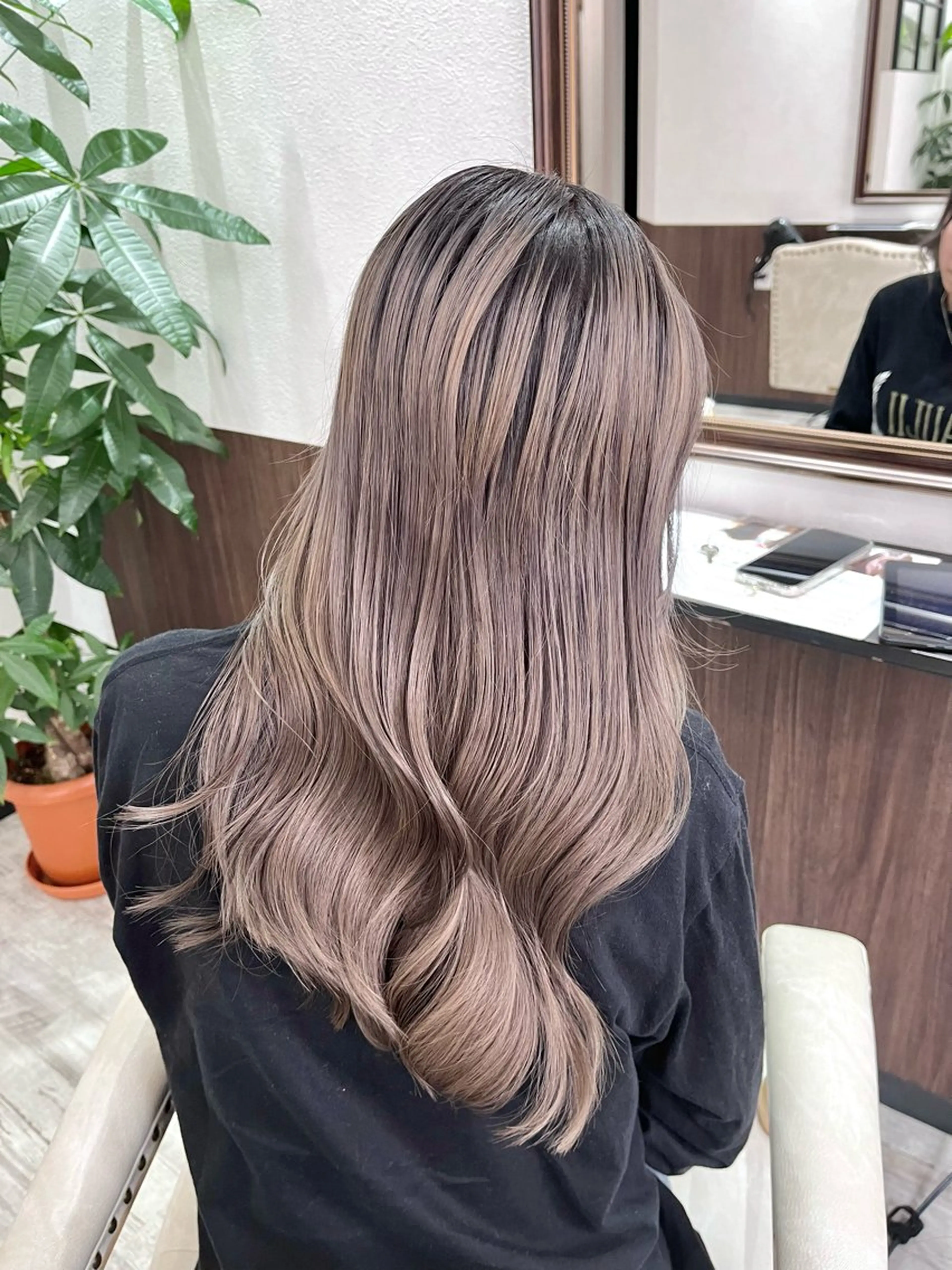 ロング カラー ヘアアレンジ Belle hair Design青野大貴のヘアスタイル