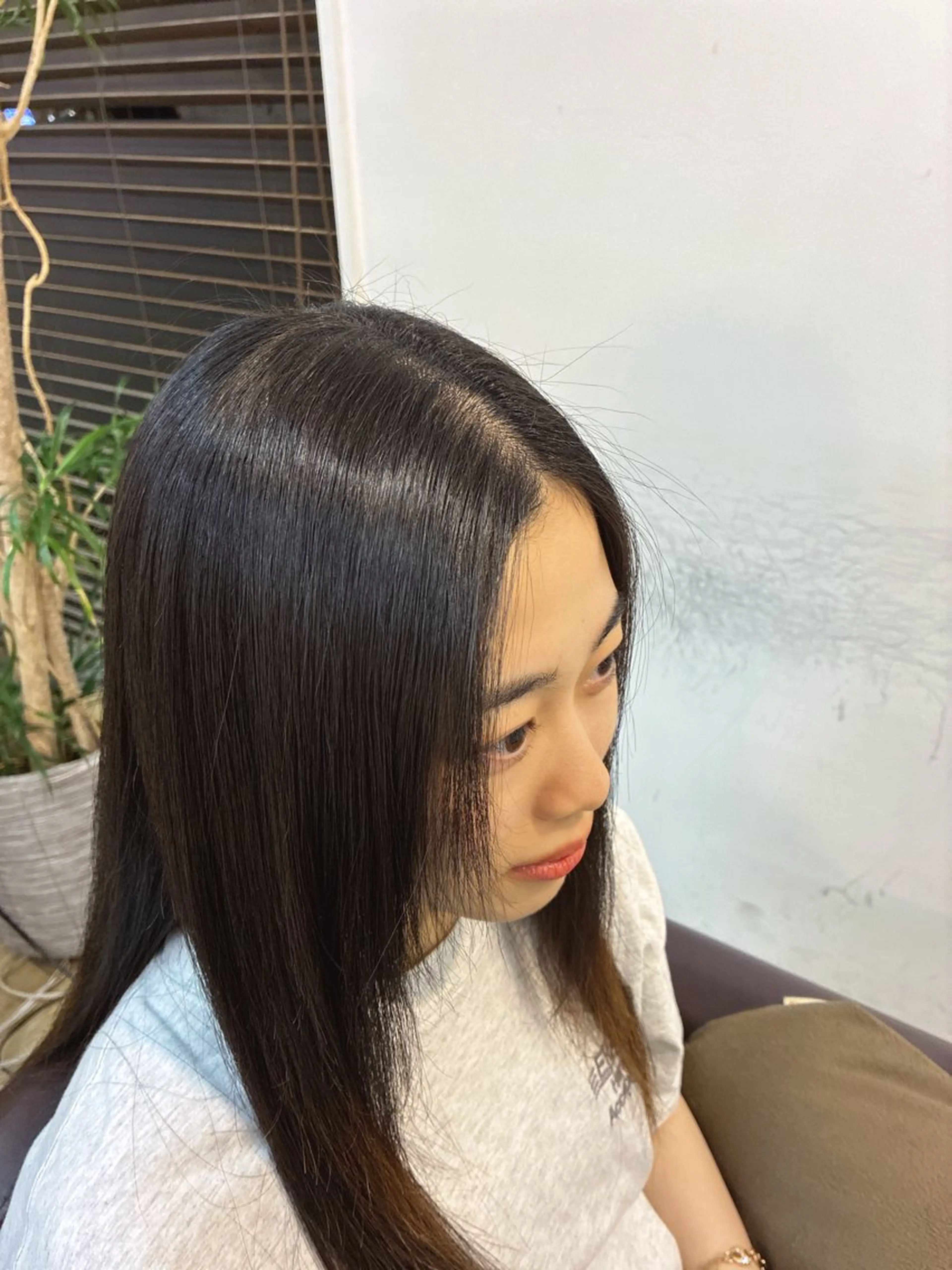 ロング fumies.所属・勝又 胡真千のヘアスタイル