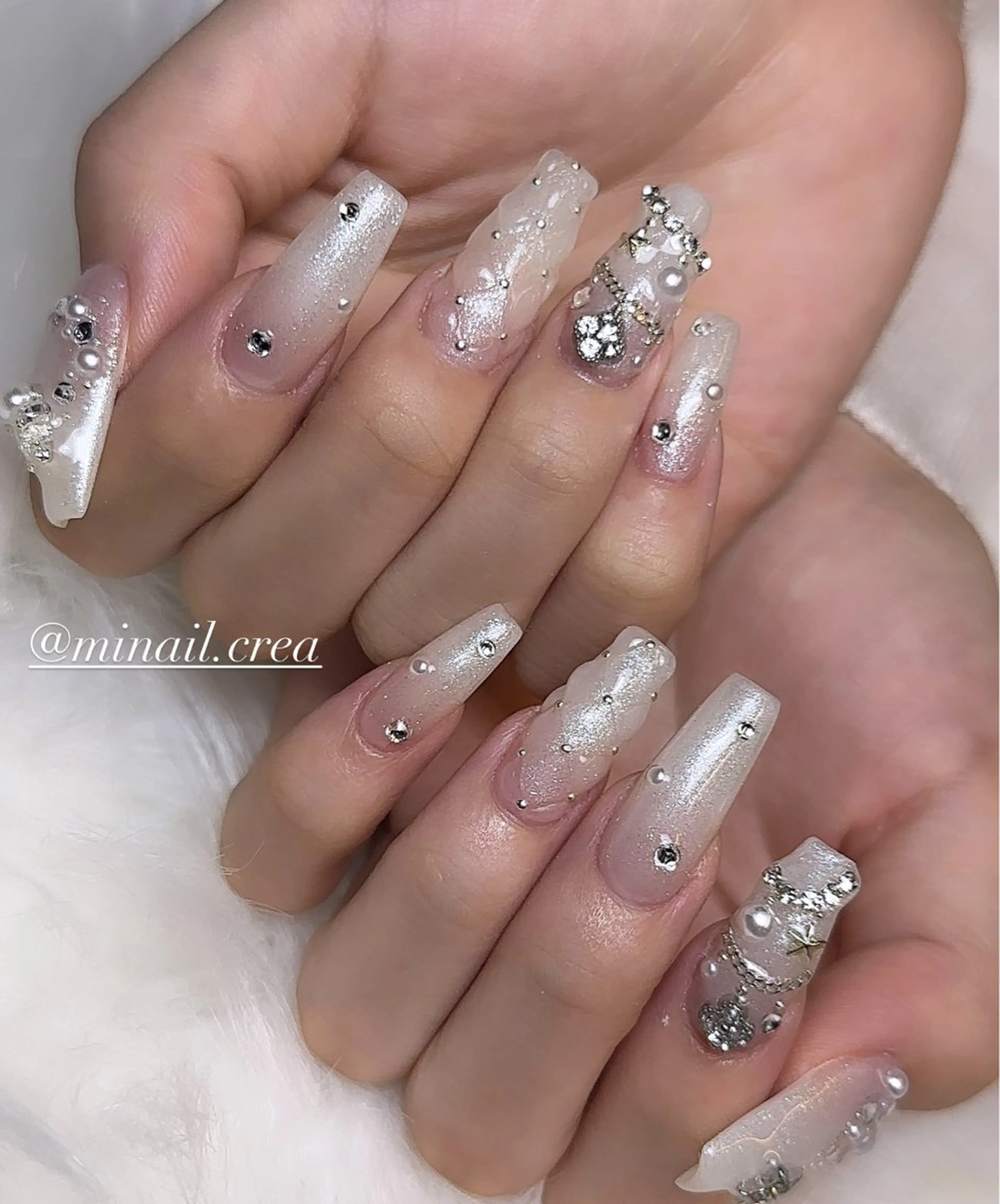 ネイル ジェルネイル キラキラネイル ロングネイル スカルプネイル シンプルネイル CReA nailのネイルデザイン