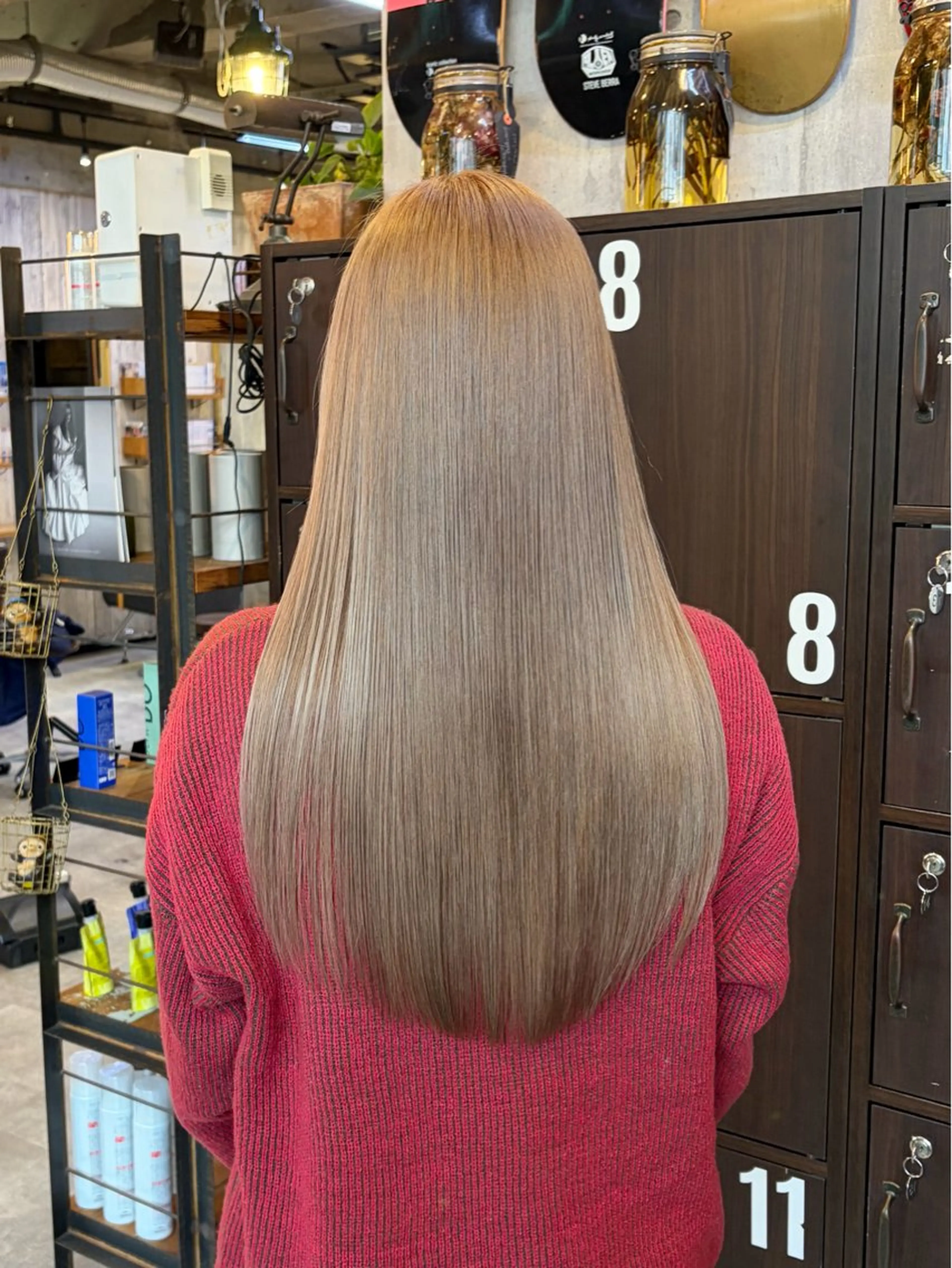 ロング カラー ブリーチ ヘアカラー トリートメント 竹内 春奈のヘアスタイル