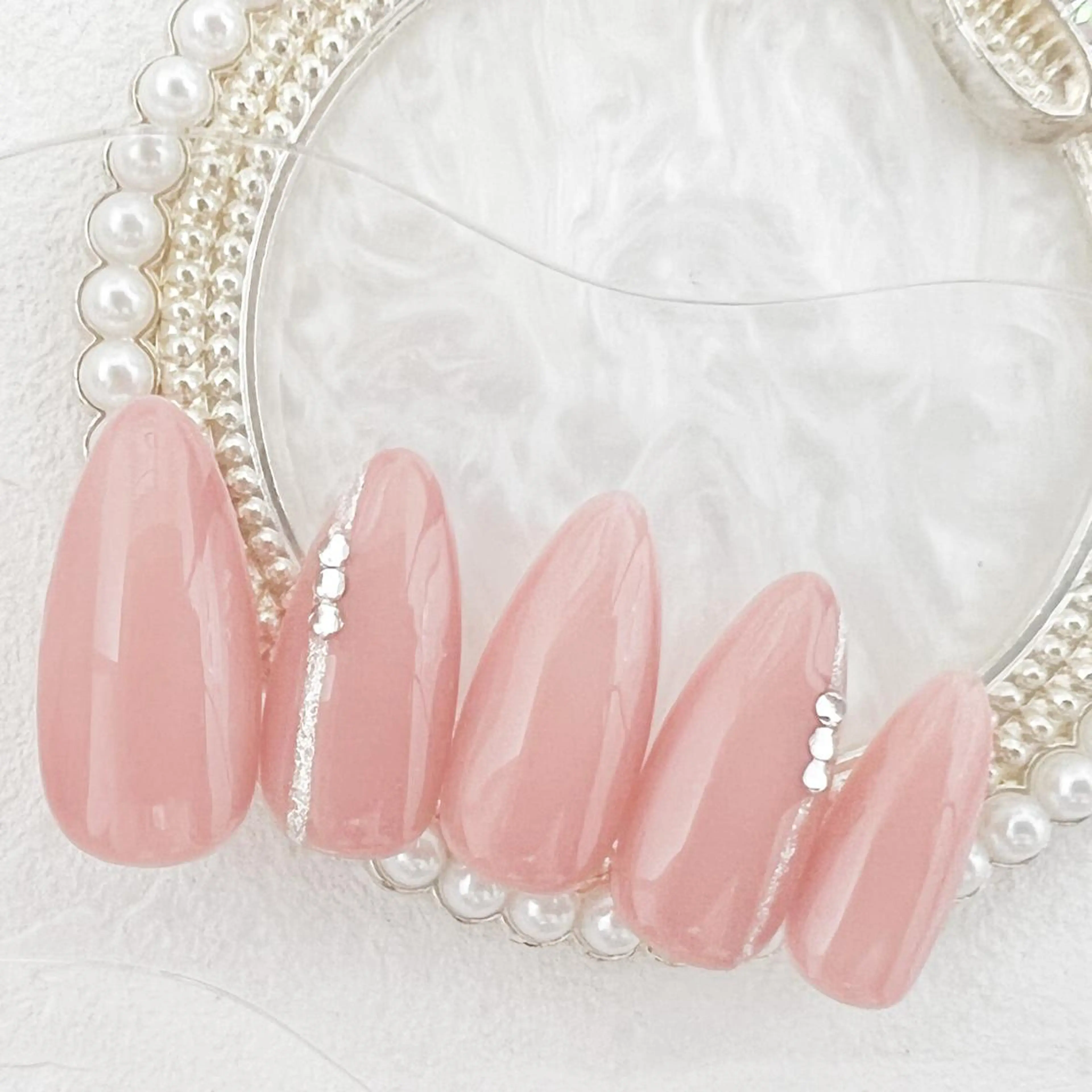 ネイル オフィスネイル シンプルネイル rouse nail RISATOのネイルデザイン