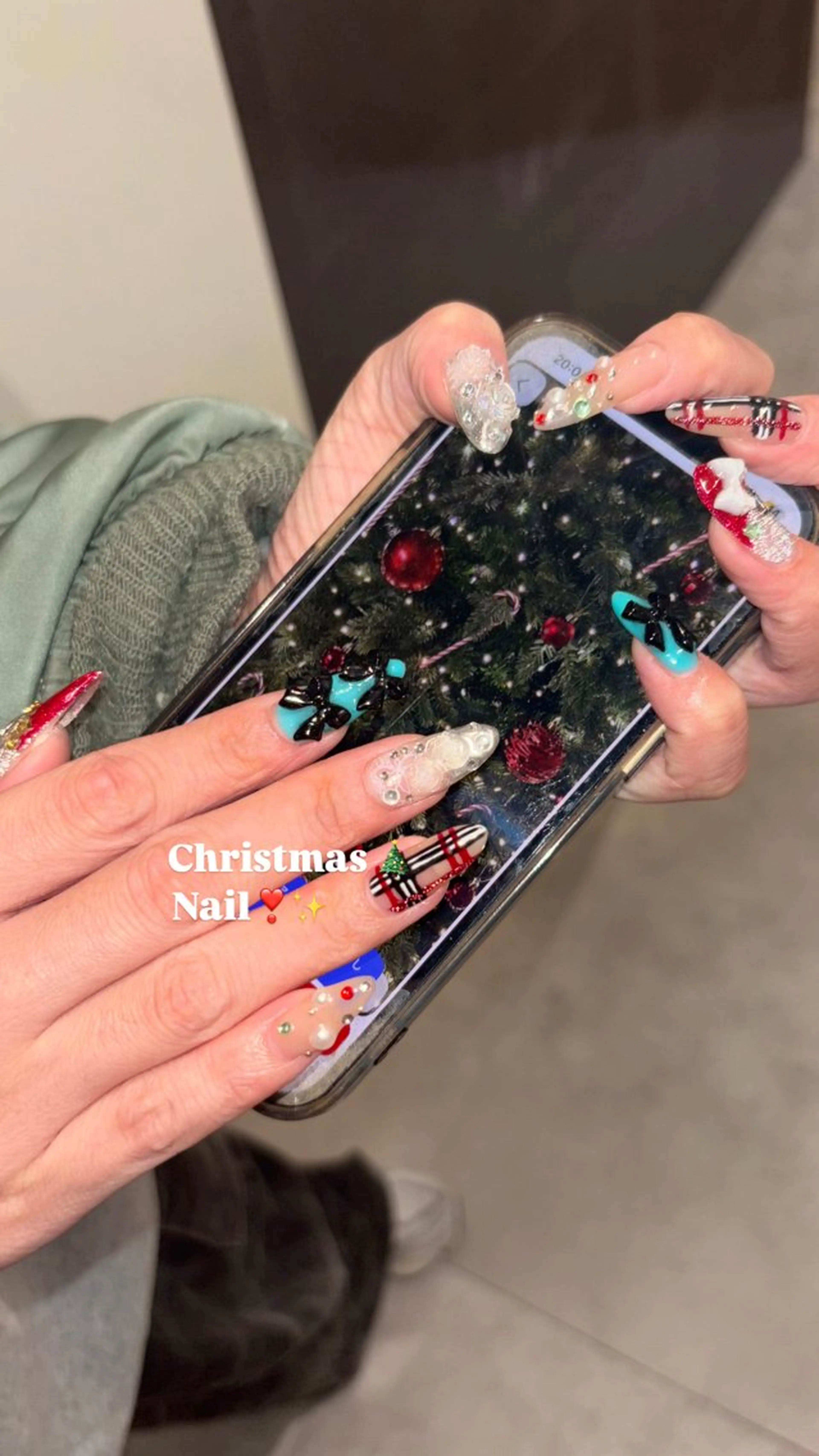 ネイル ハンドネイル 🐬Cxxu° Nail✝️のネイルデザイン