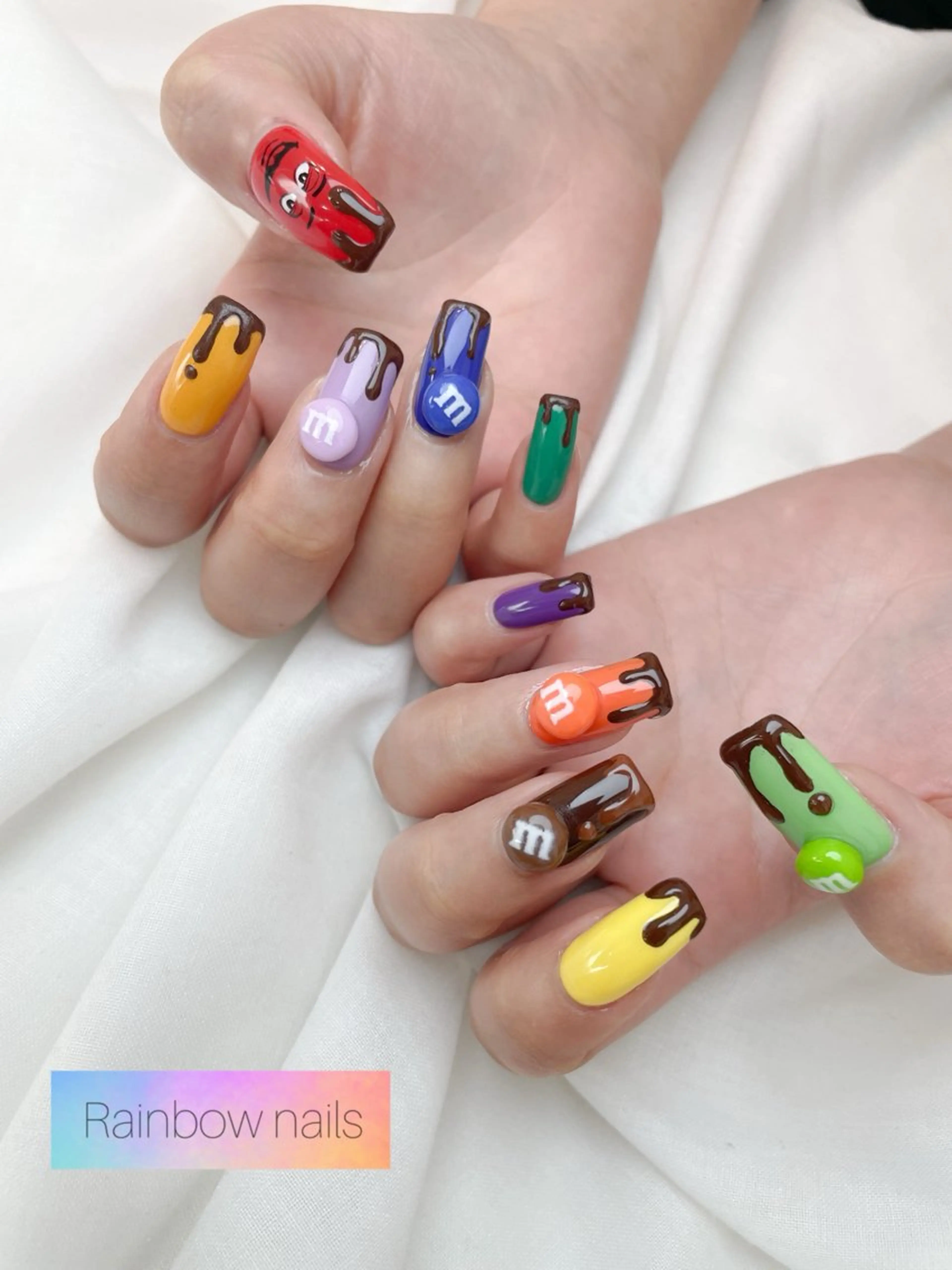 ネイル Rainbow nailsくろちゃんのネイルデザイン