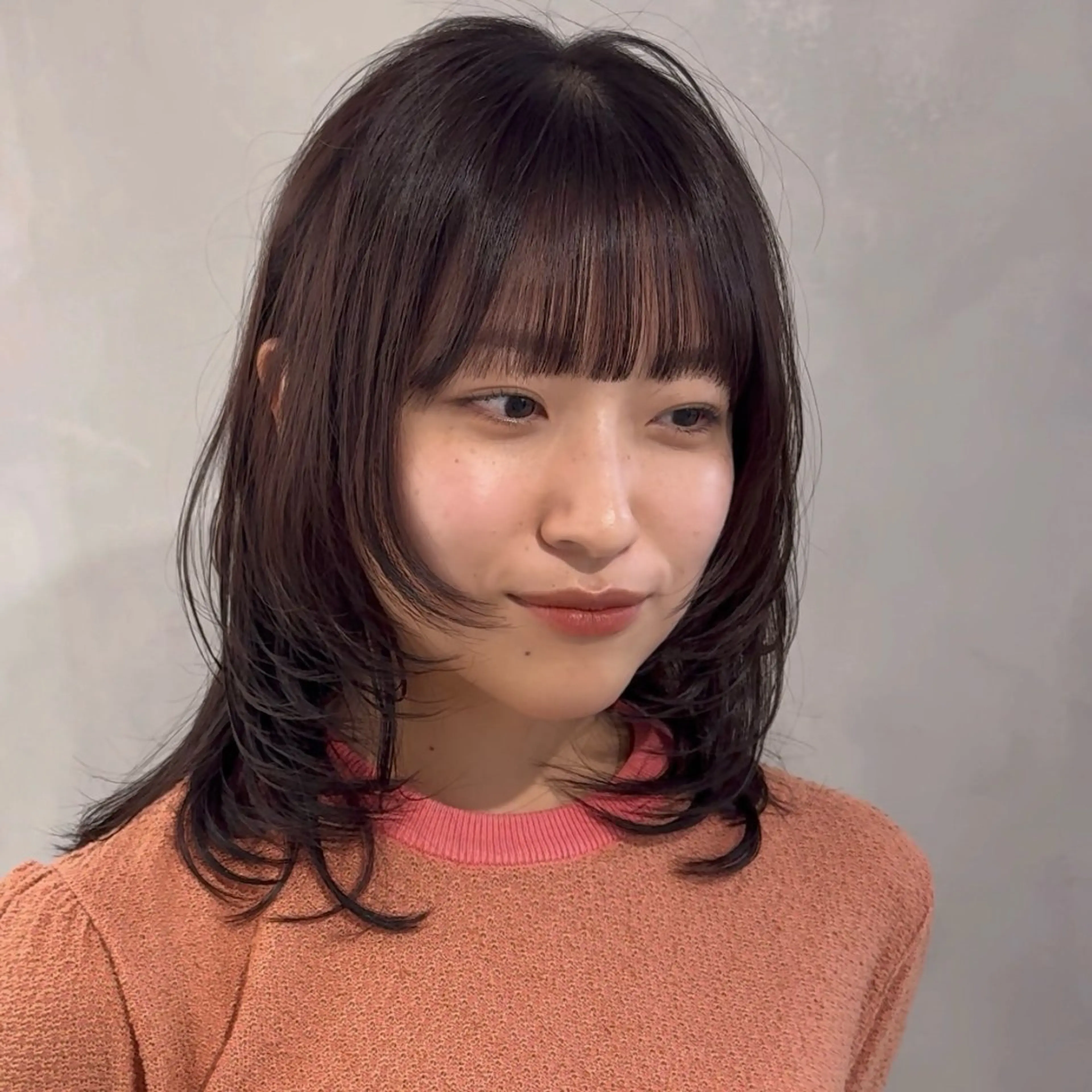 セミロング ヘアアレンジ レイヤーカット カット ヘアカラー トリートメント 新宿/顔周りカット +レイヤー＝しずく♩のヘアスタイル