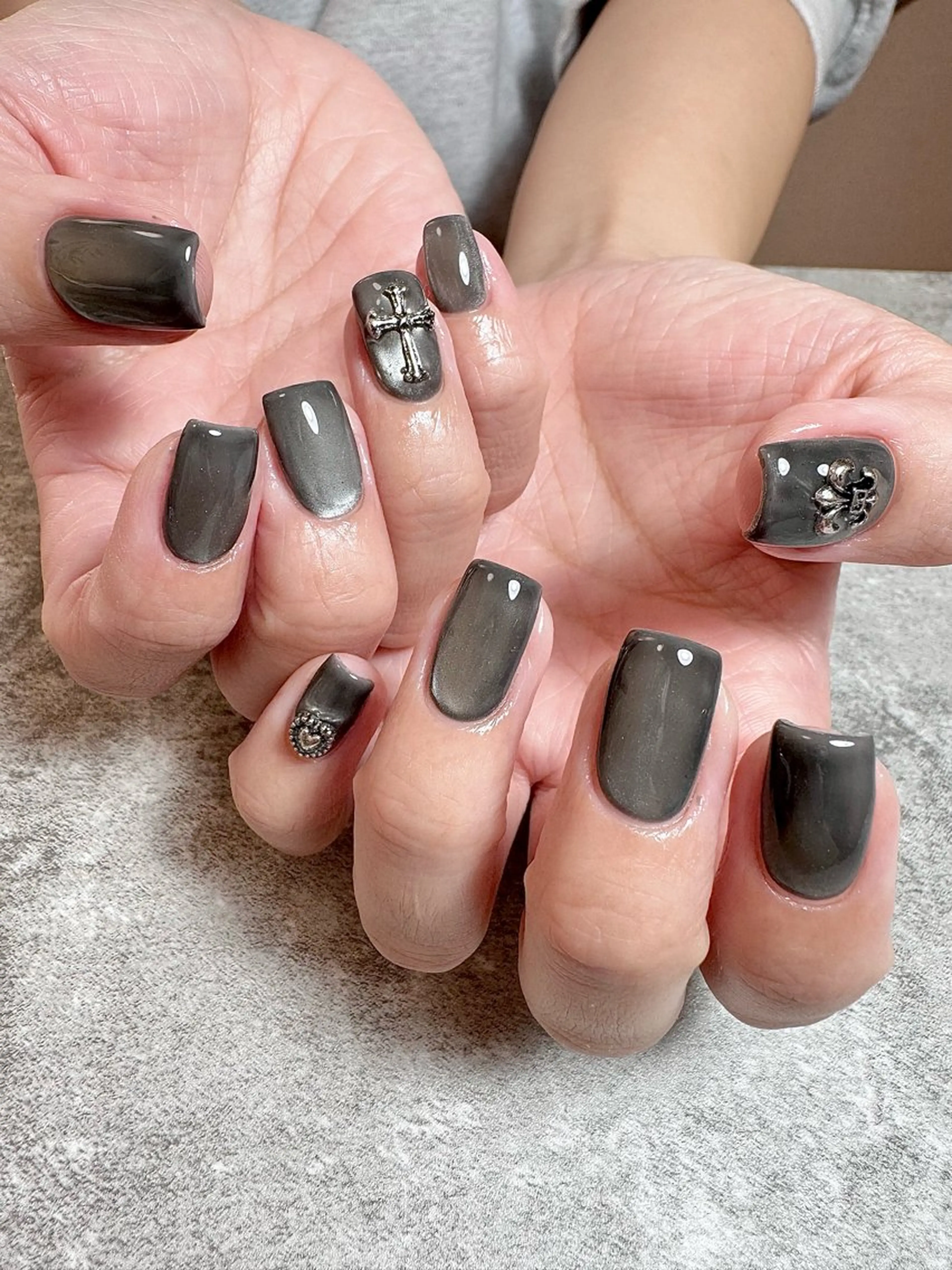 ネイル ハンドネイル フットネイル nakajima kuraraのネイルデザイン