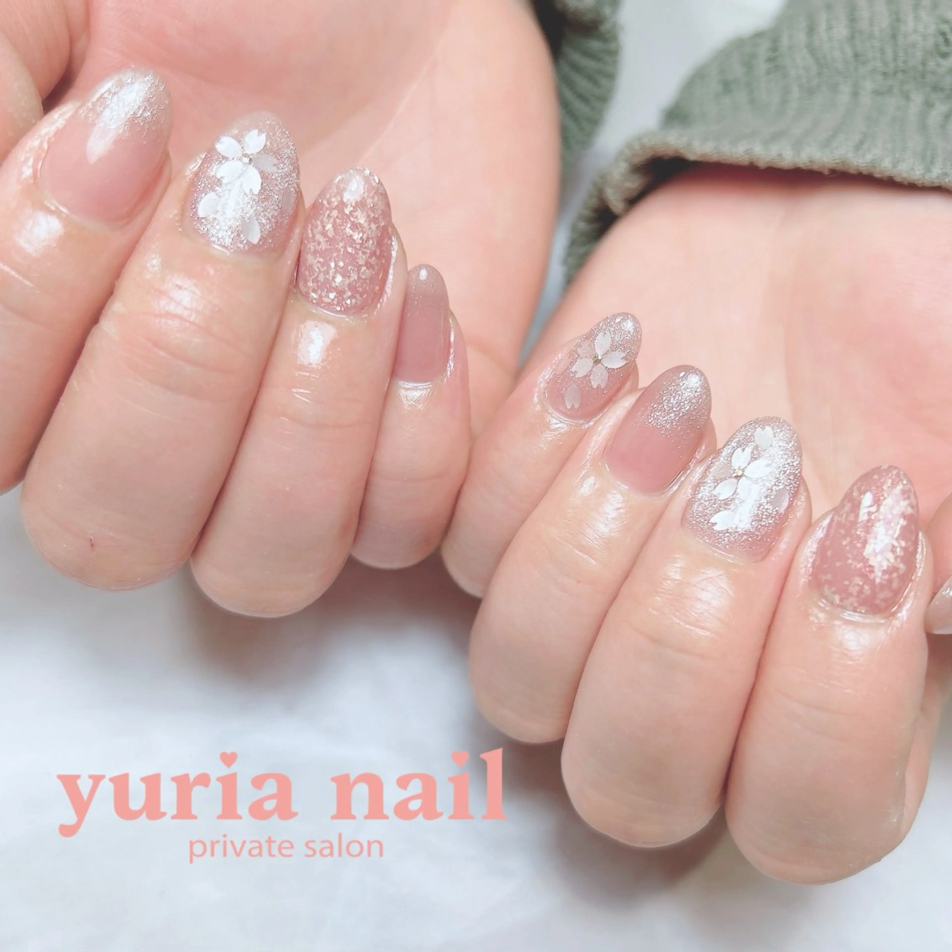 ネイル 桜ネイル ジェルネイル ホログラムネイル マグネットネイル ピンク ハンドネイル 小林 ゆりあのネイルデザイン