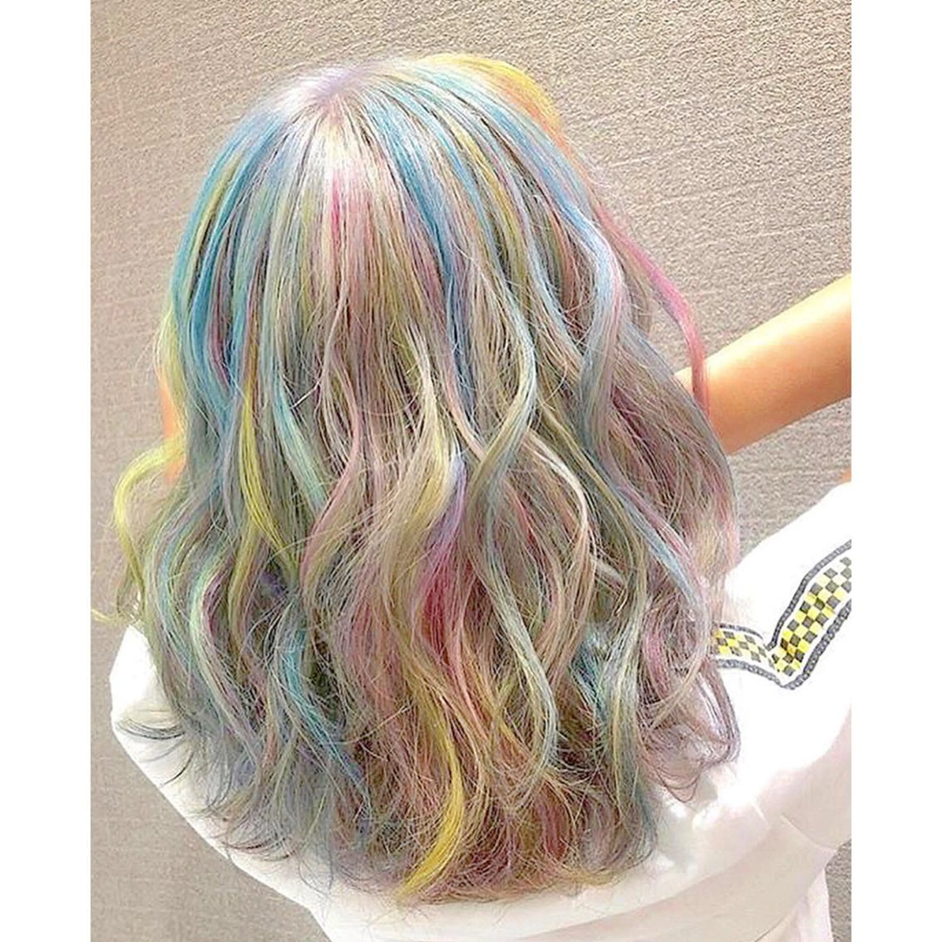 ショート カラー ヘアアレンジ バレイヤージュ デザインカラー グラデーションカラー ハイライトカラー ハイトーンカラー アンドウ ユウ/ レイヤーカット/韓国のヘアスタイル
