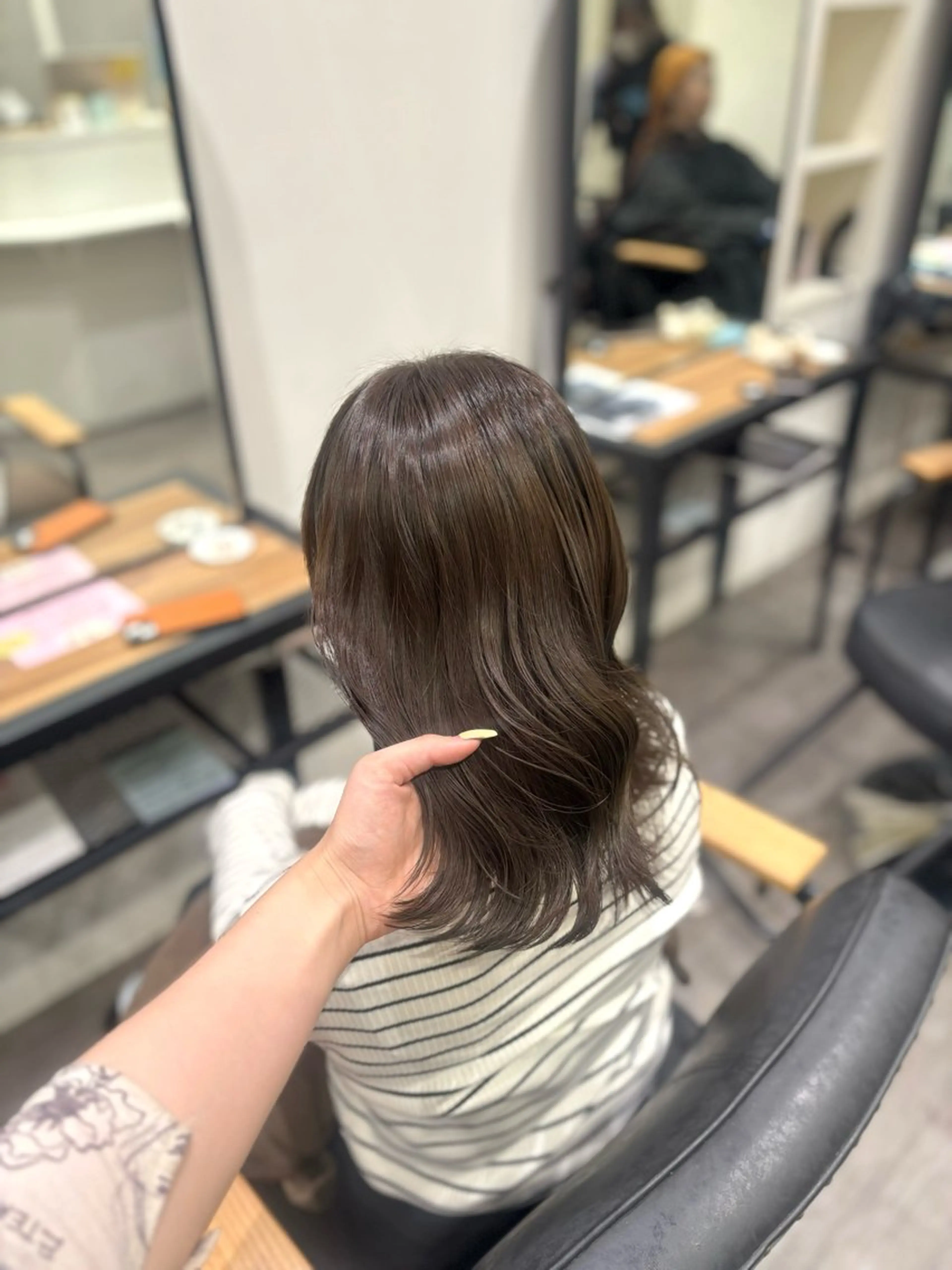 ミディアム カラー ベージュカラー オリーブベージュ オリーブカラー nijika/ カラーリスト🫧のヘアスタイル