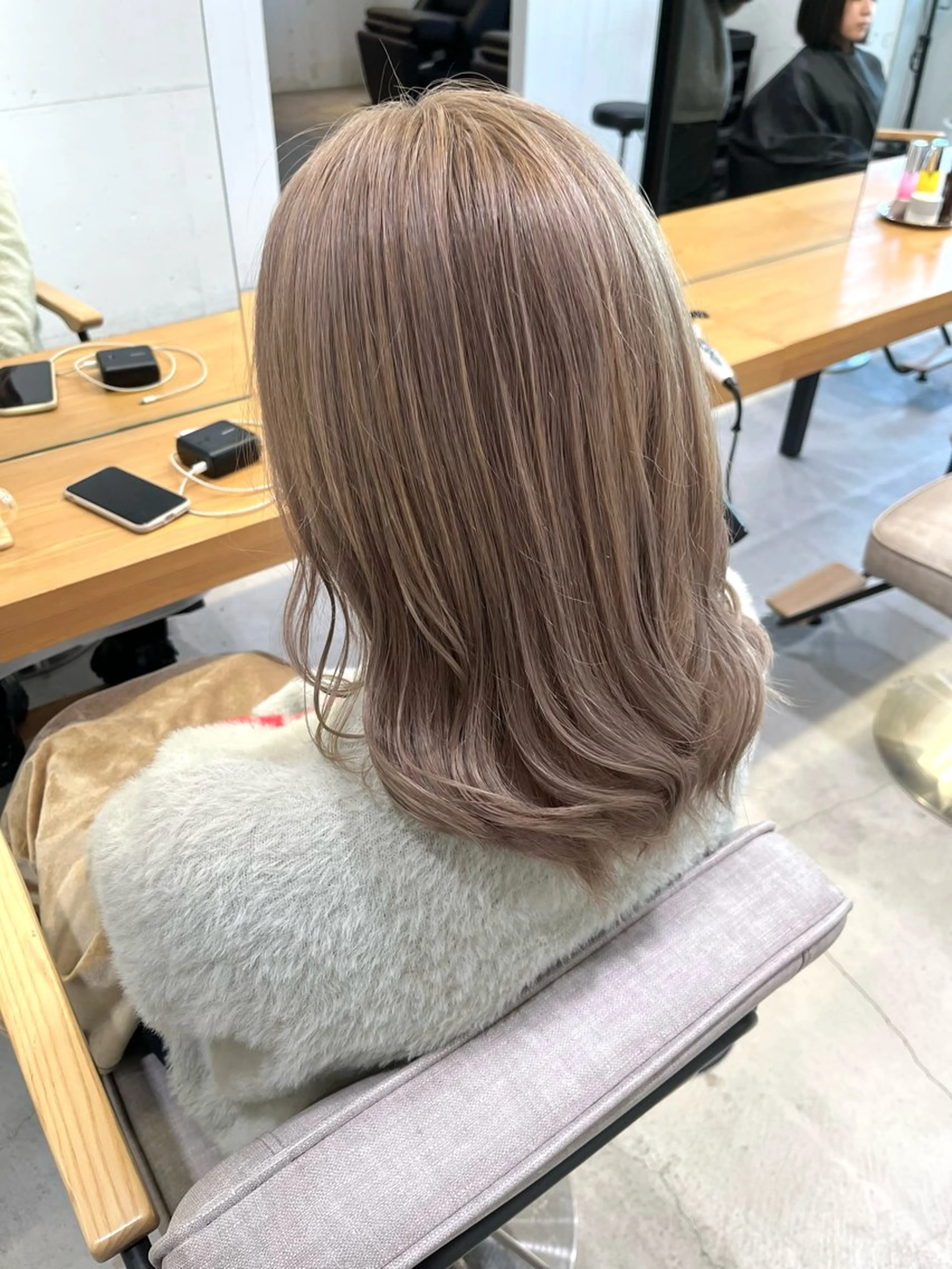 セミロング ヘアカラー 宮永 瑞樹のヘアスタイル