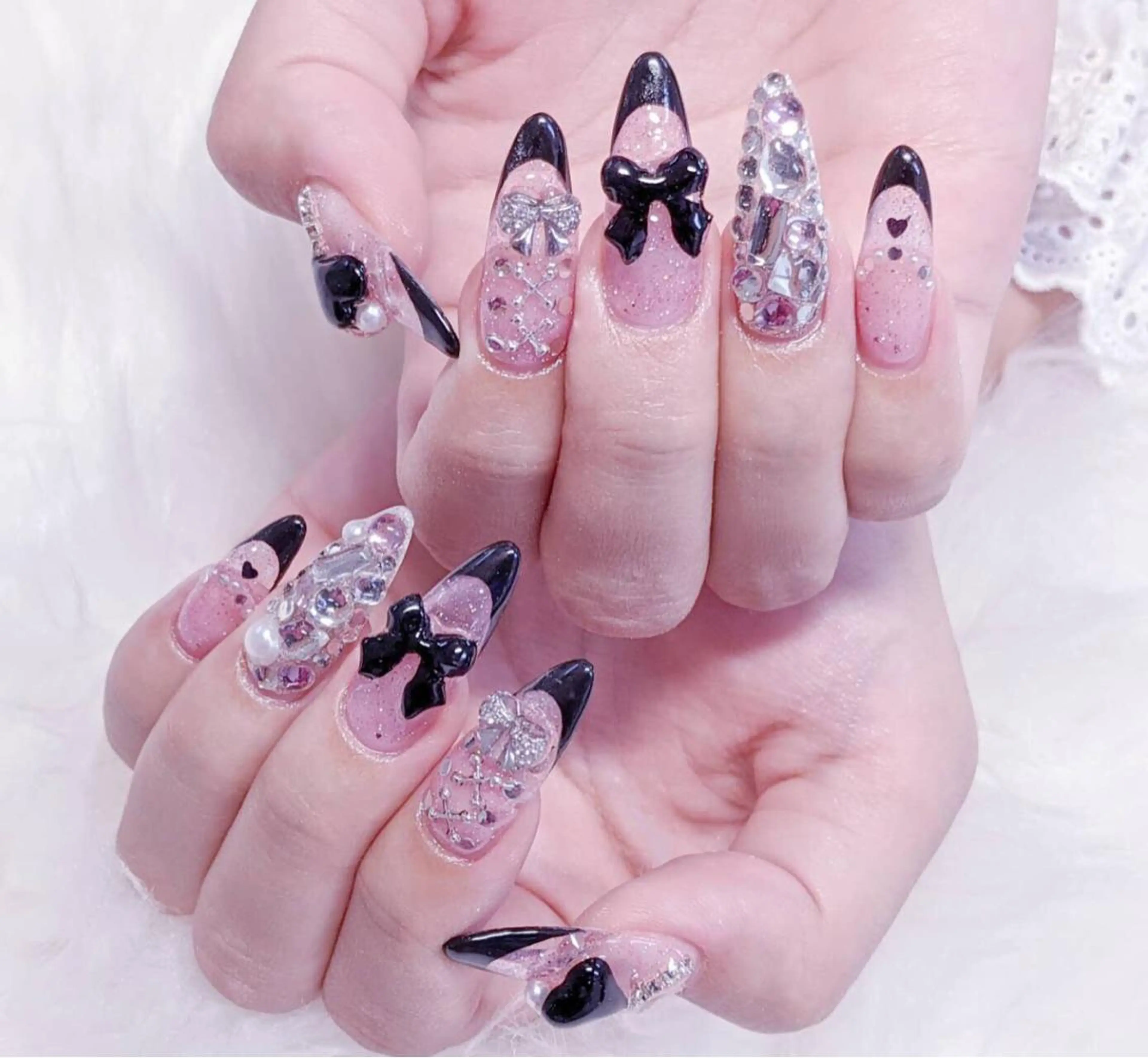 ネイル MoonNail ユリ🌸のネイルデザイン