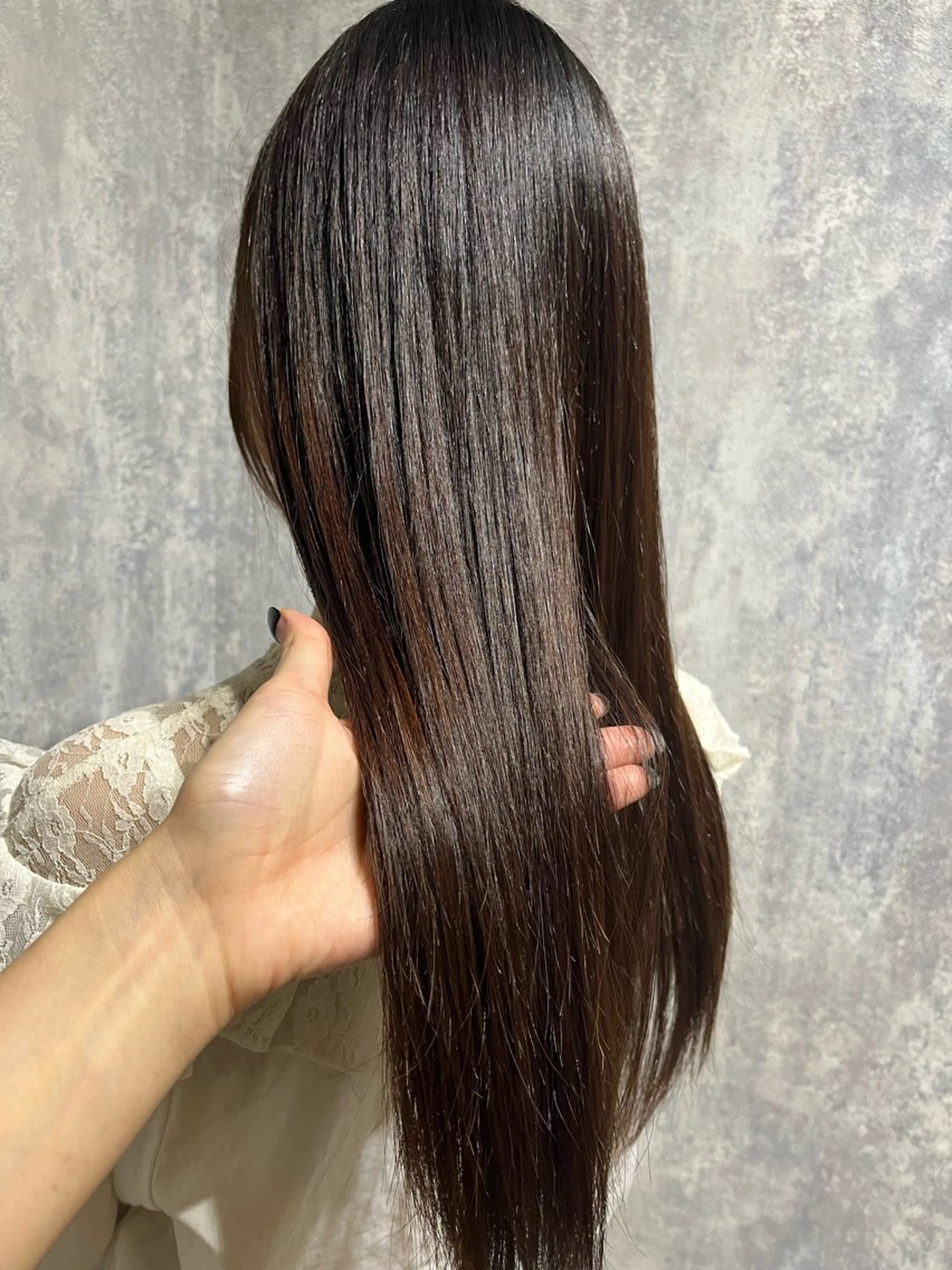 ロング カット 縮毛矯正 トリートメント nao🎀zina 透明感/艶髪のヘアスタイル