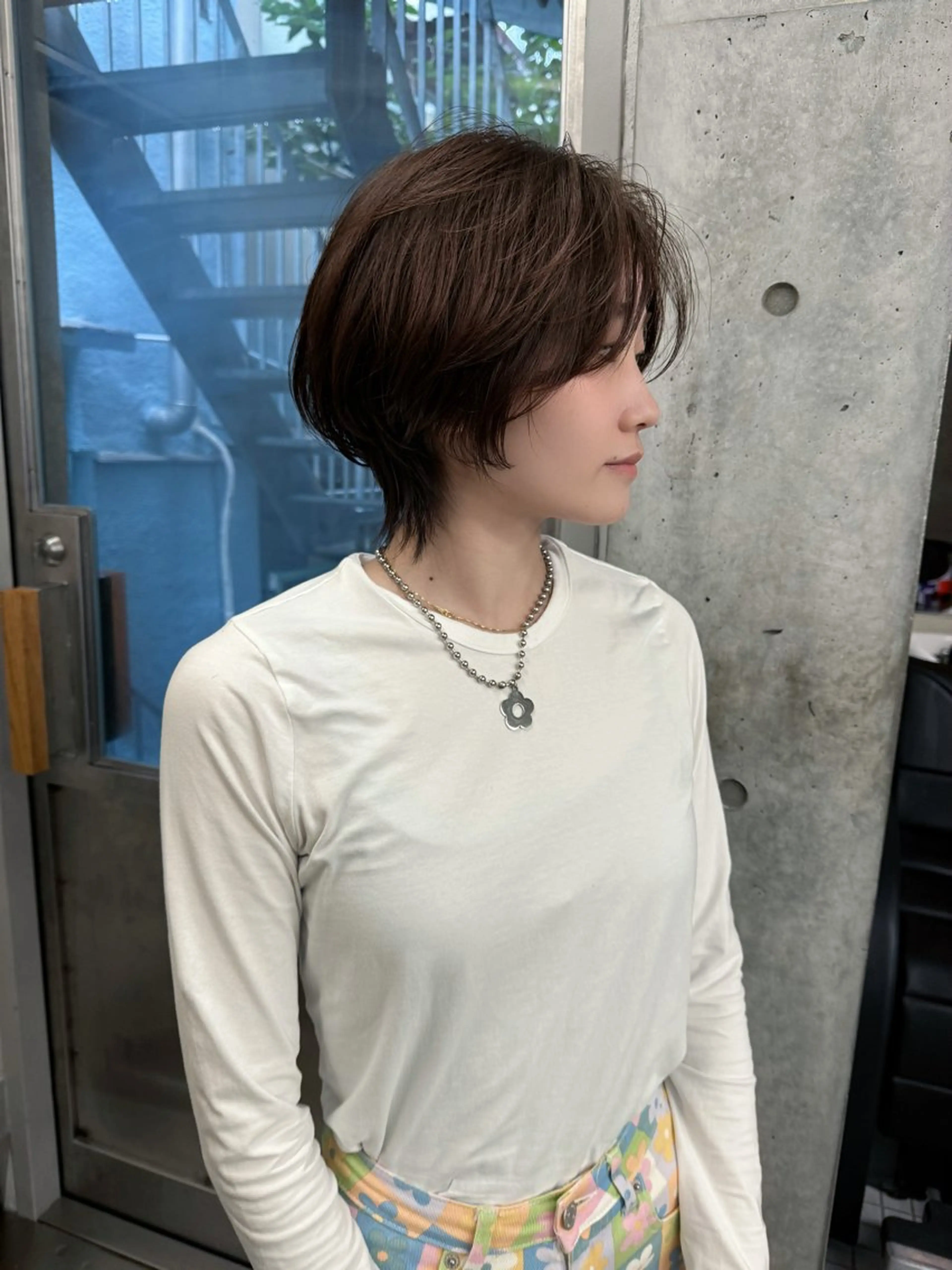 ミディアム ミディアムレイヤー アッシュ ボブ 顔周りカット レイヤーカット カット 誰より丁寧なカット/ 小林輝/レイヤーのヘアスタイル