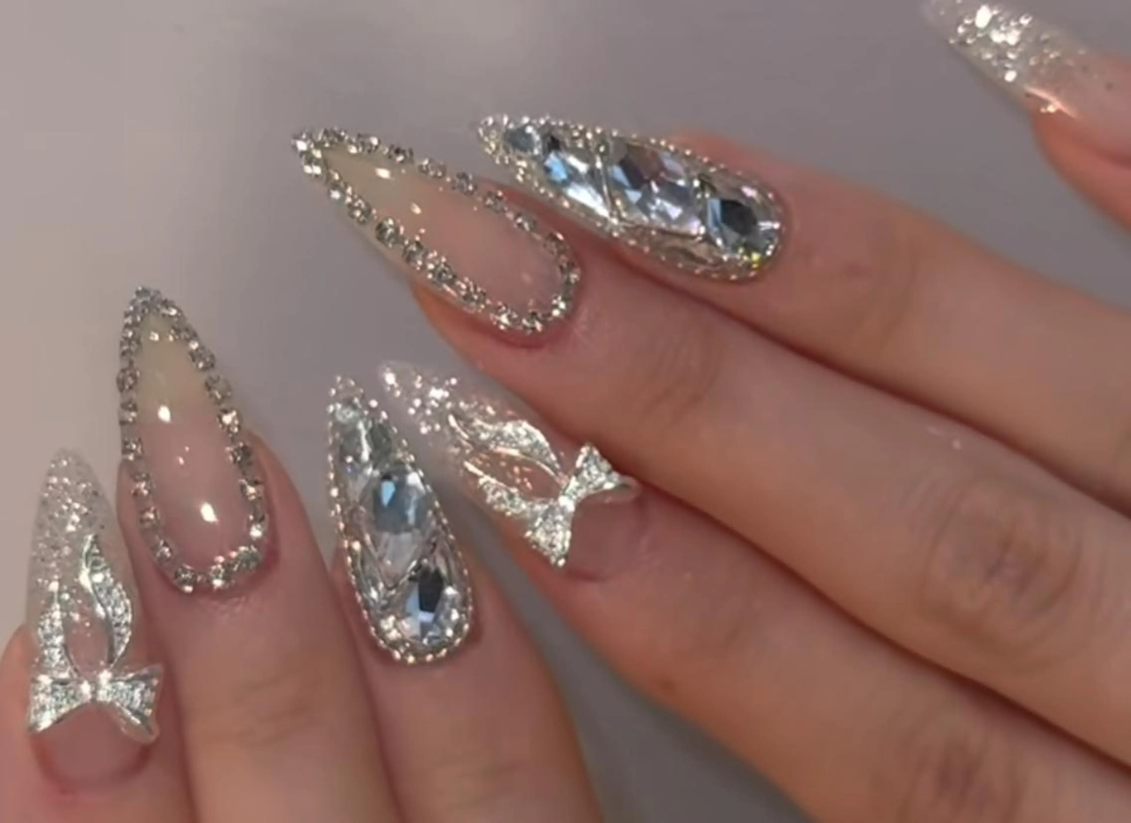 ネイル Nini Nail Salonのネイルデザイン