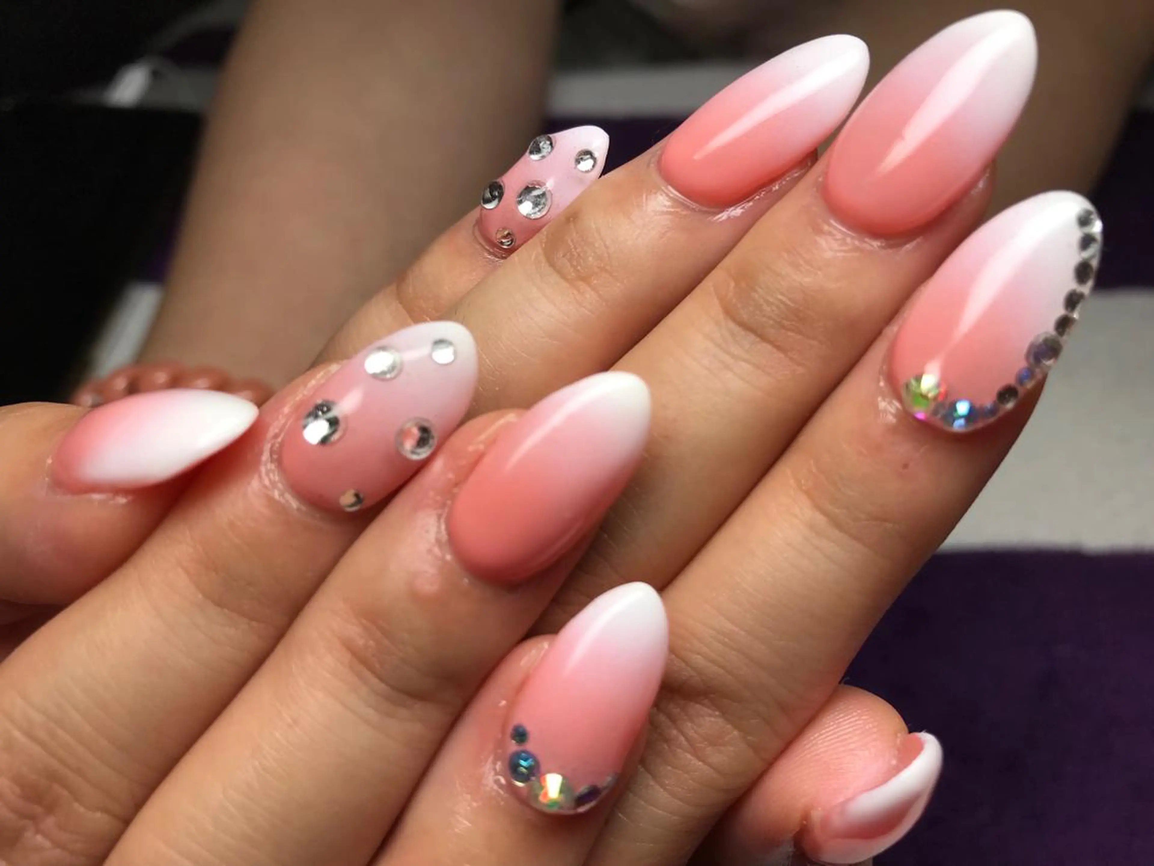 ネイル スカルプネイル ハンドネイル 金沢 未緒のネイルデザイン