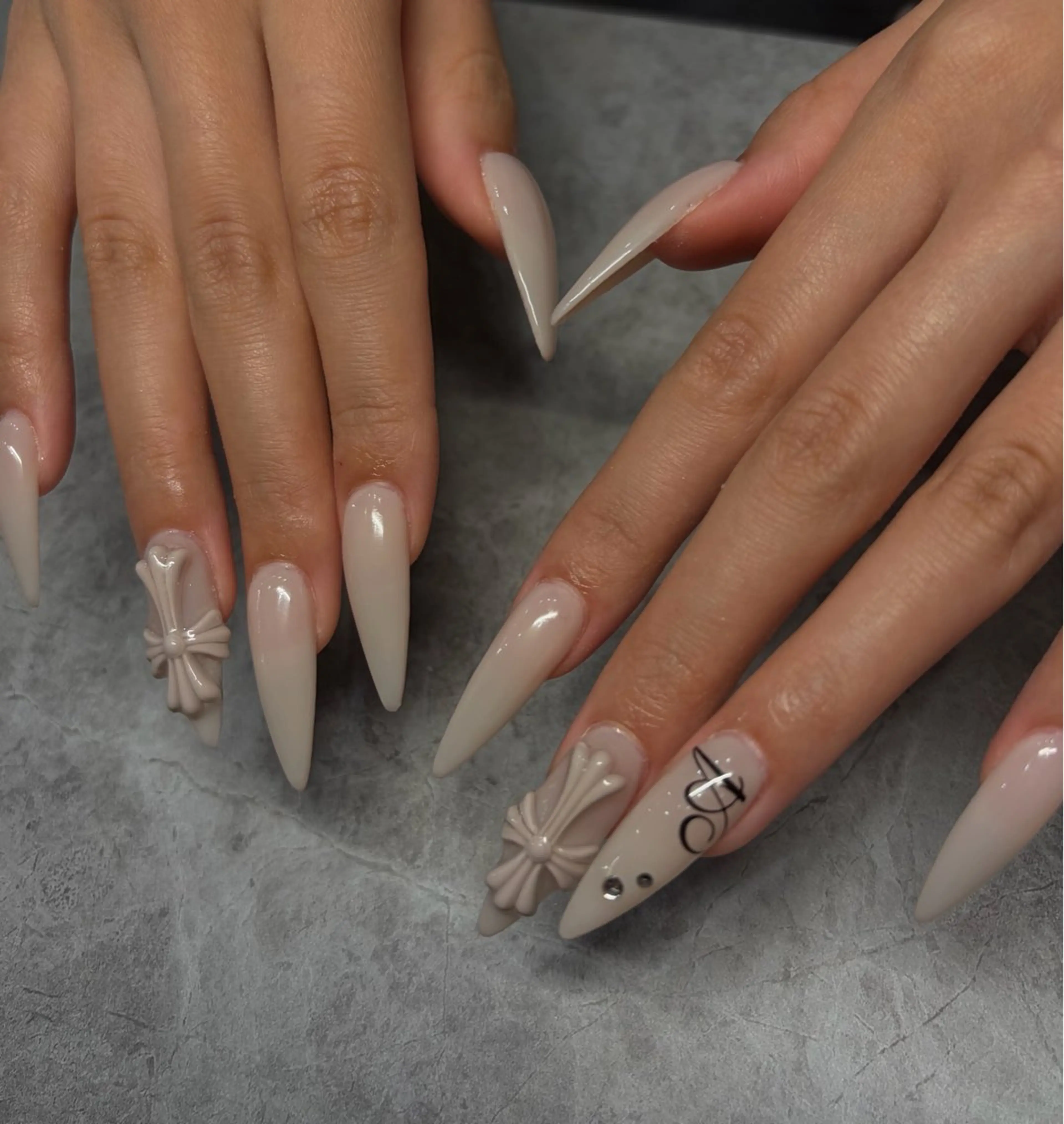 ネイル ハンドネイル IROHA NAIL Rinoのネイルデザイン