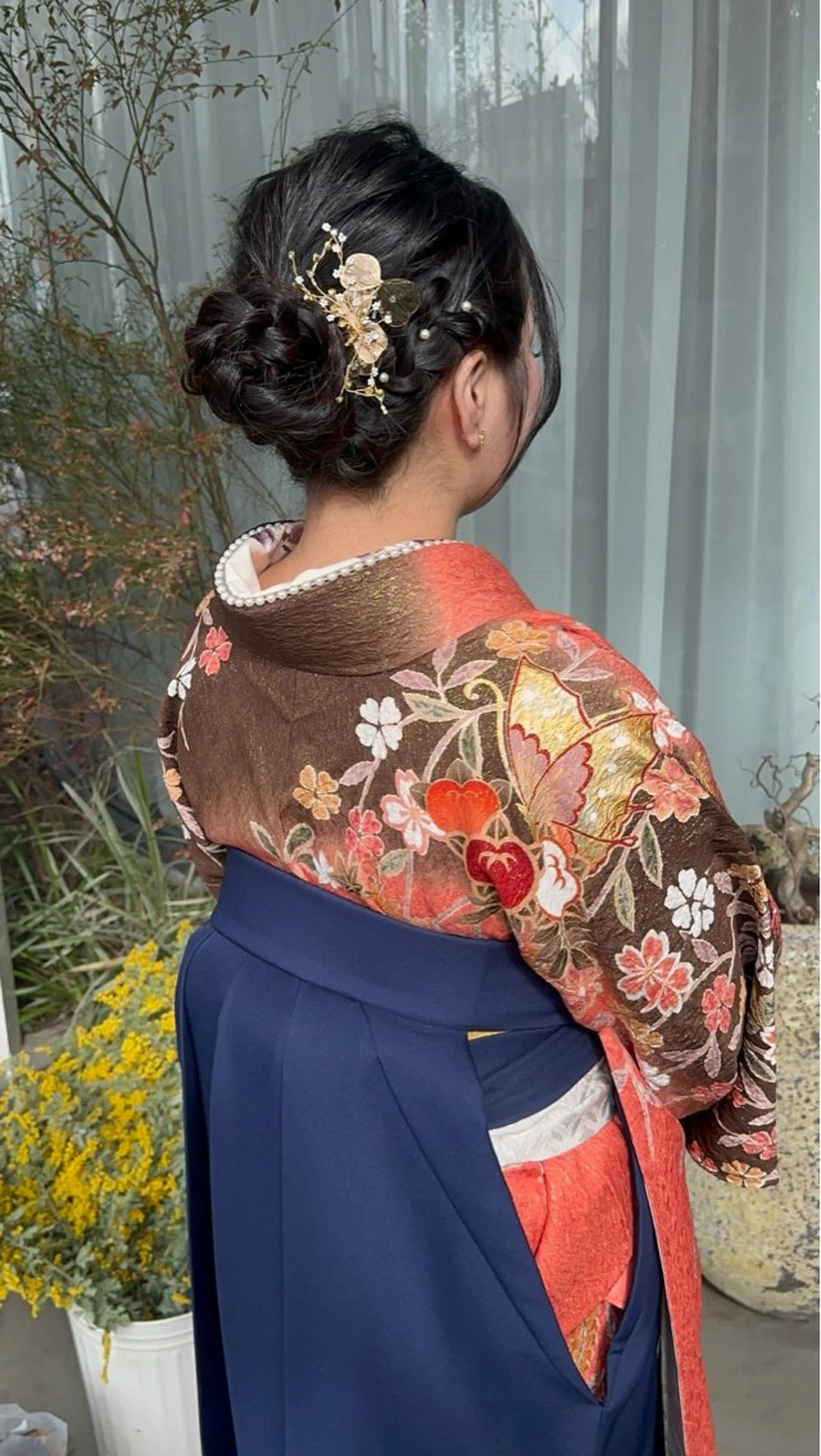 ロング ヘアアレンジ 卒業式のヘアスタイル ヘアセット 山之内匠/艶カラー/ ハイトーン/ブリーチのヘアスタイル