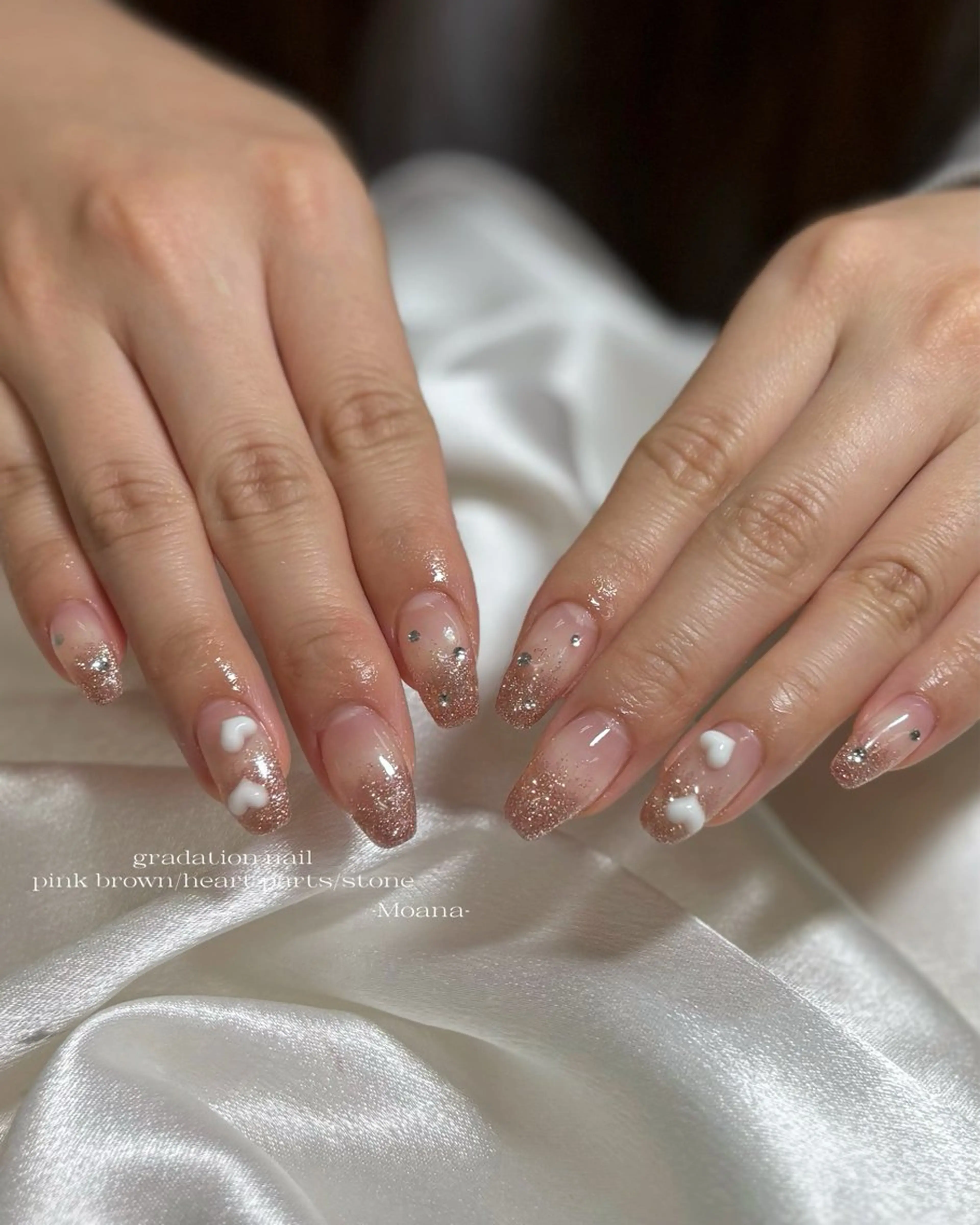 ネイル ブラウン フラッシュネイル グラデーション ハート ピンク ハンドネイル Moana nail Hiyoriのネイルデザイン
