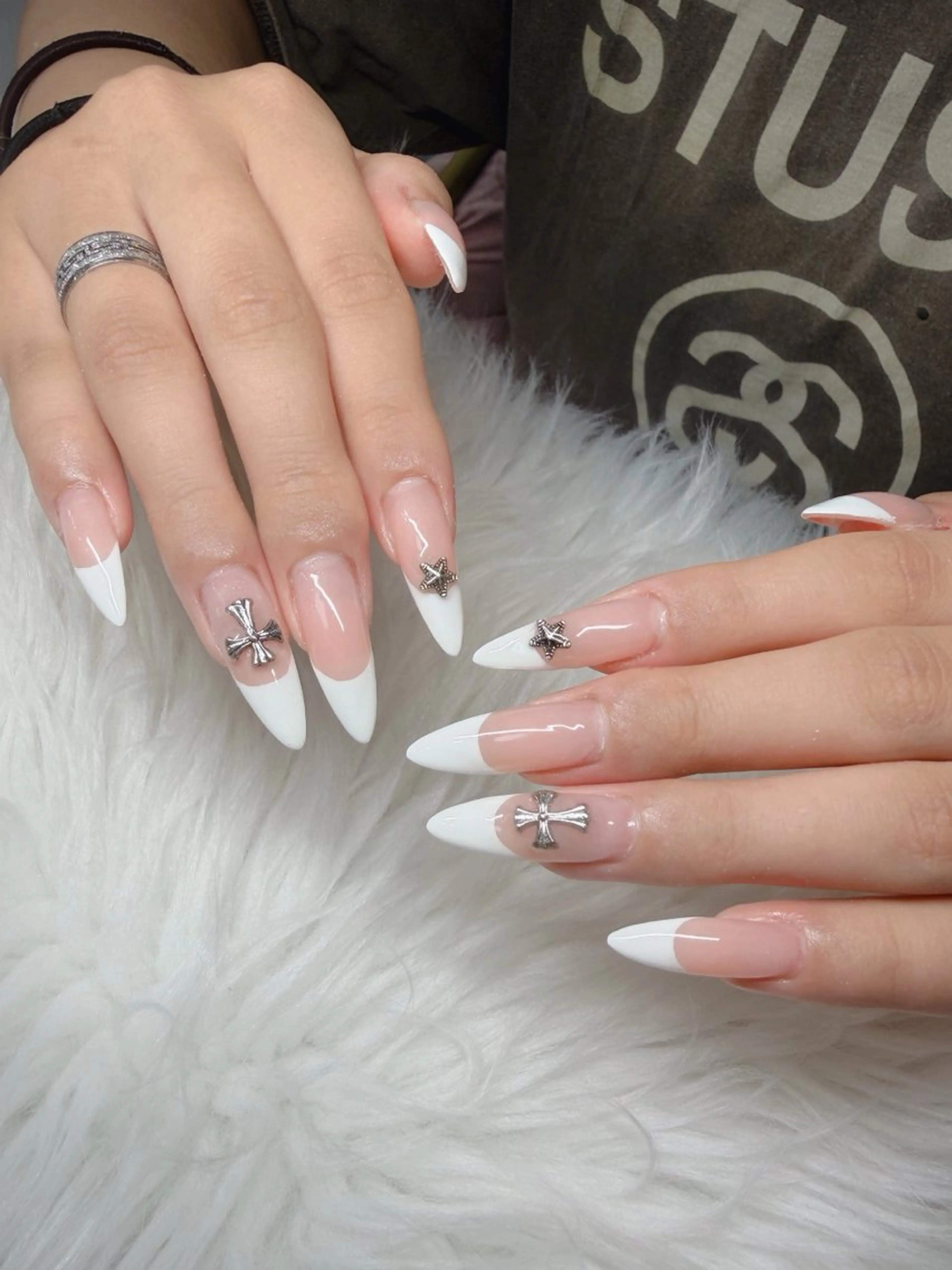ネイル Lee Nailsのネイルデザイン