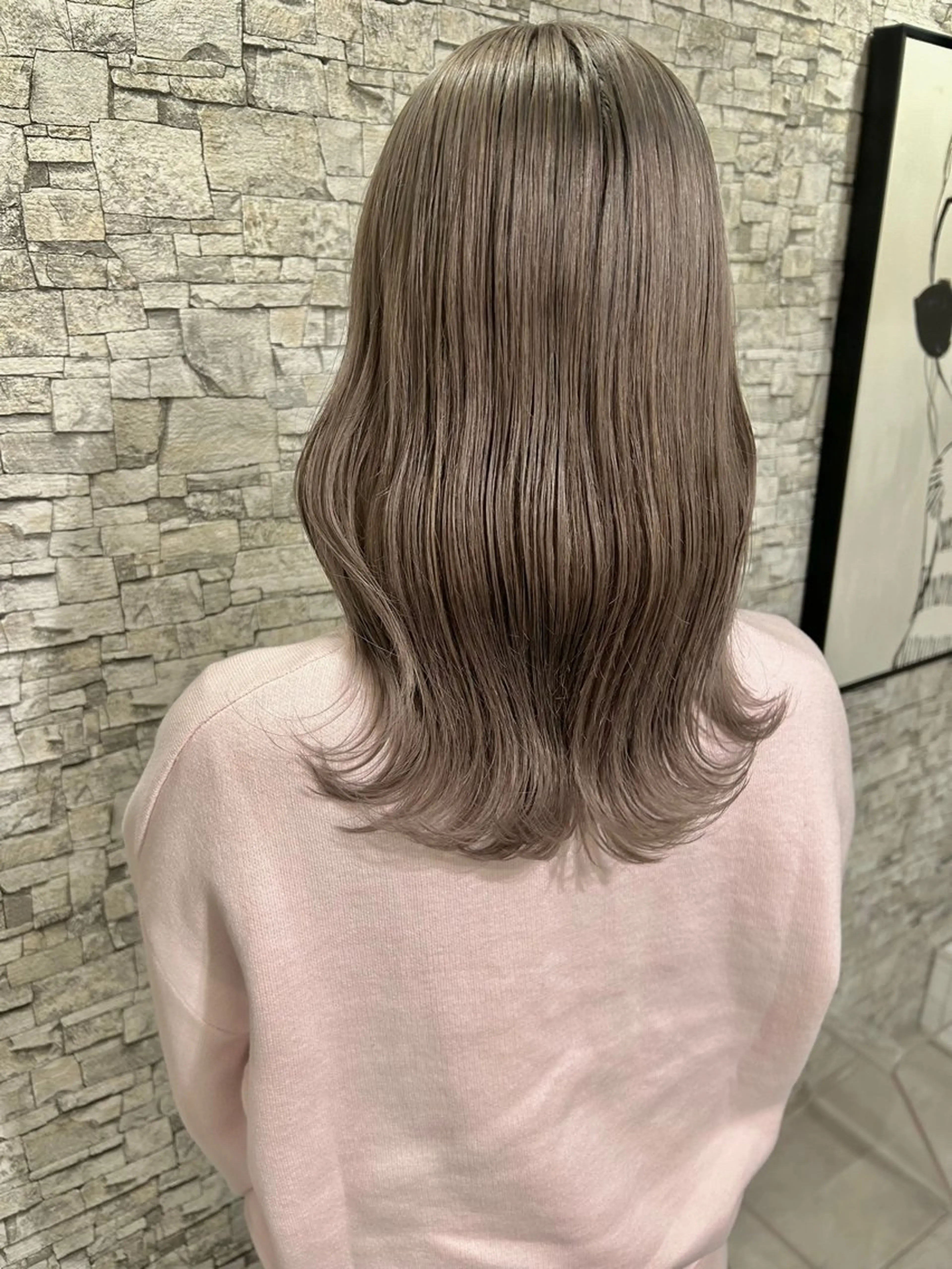 セミロング カラー ヘアカラー トリートメント 髪質改善will hairdesignのヘアスタイル