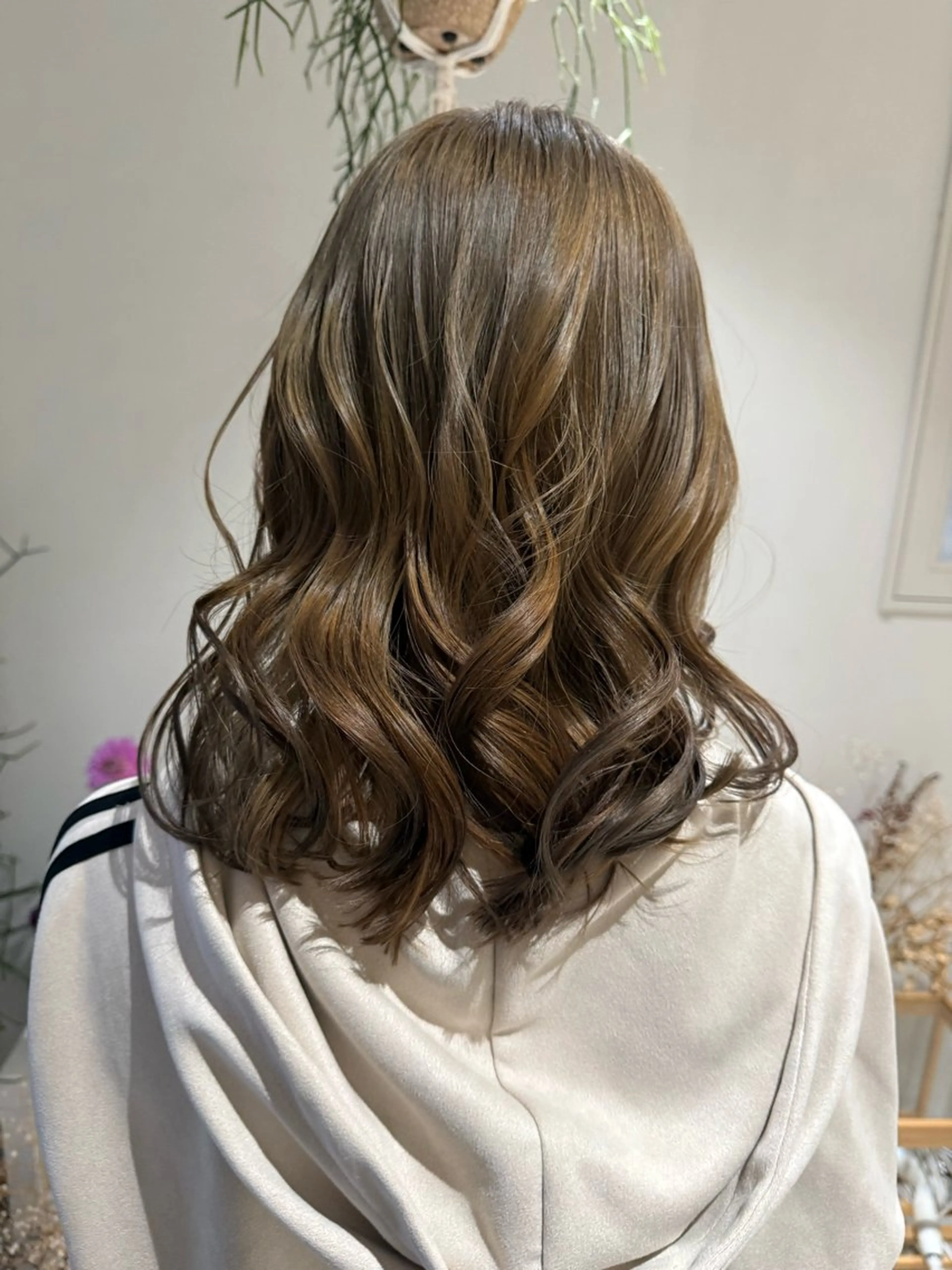セミロング カラー カット ヘアカラー 🌷花屋併設サロン 荘司まゆり🌷のヘアスタイル